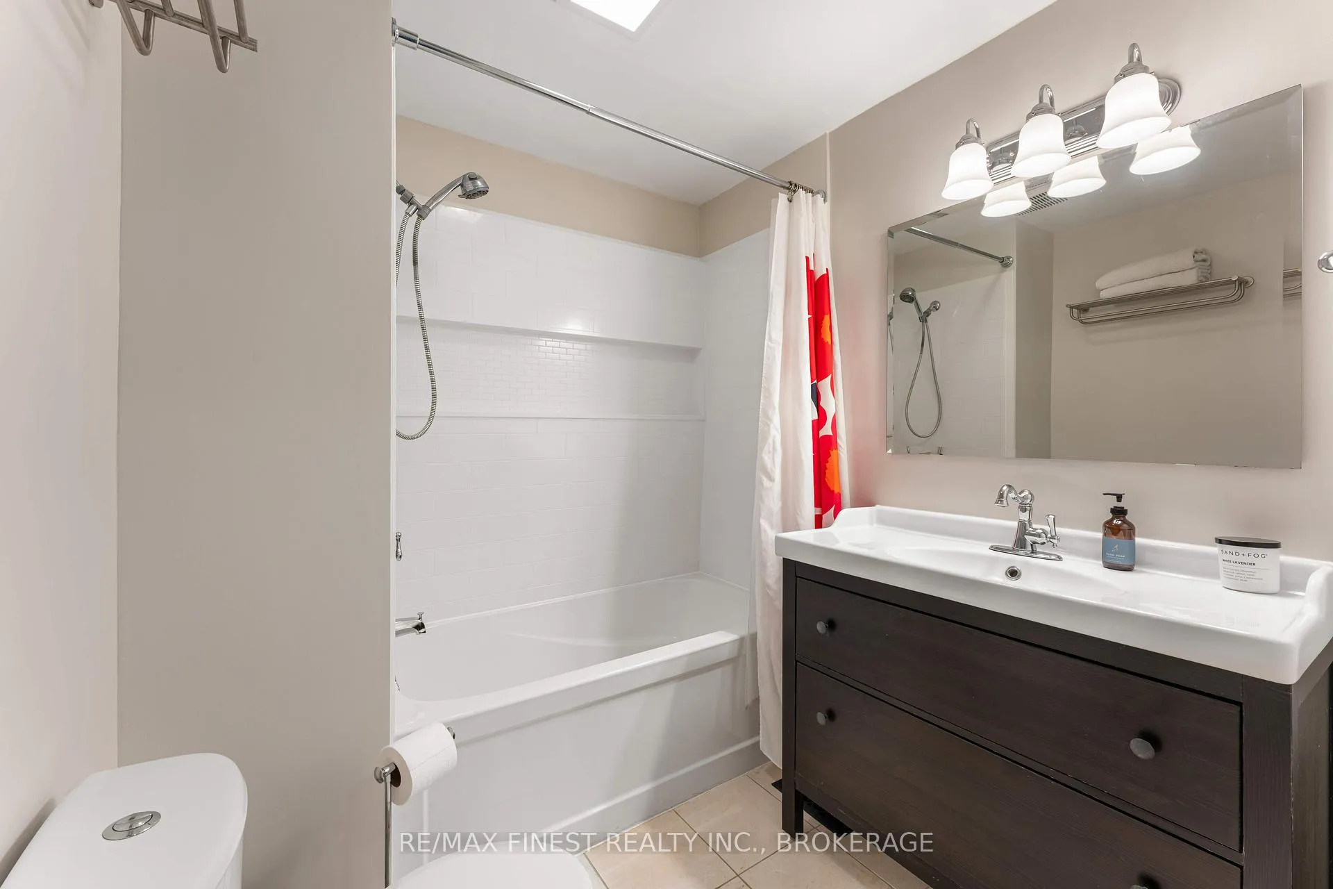 Photo 15 of 972 Danforth Road, Prince Edward County, Hillier Ward — HOMEH