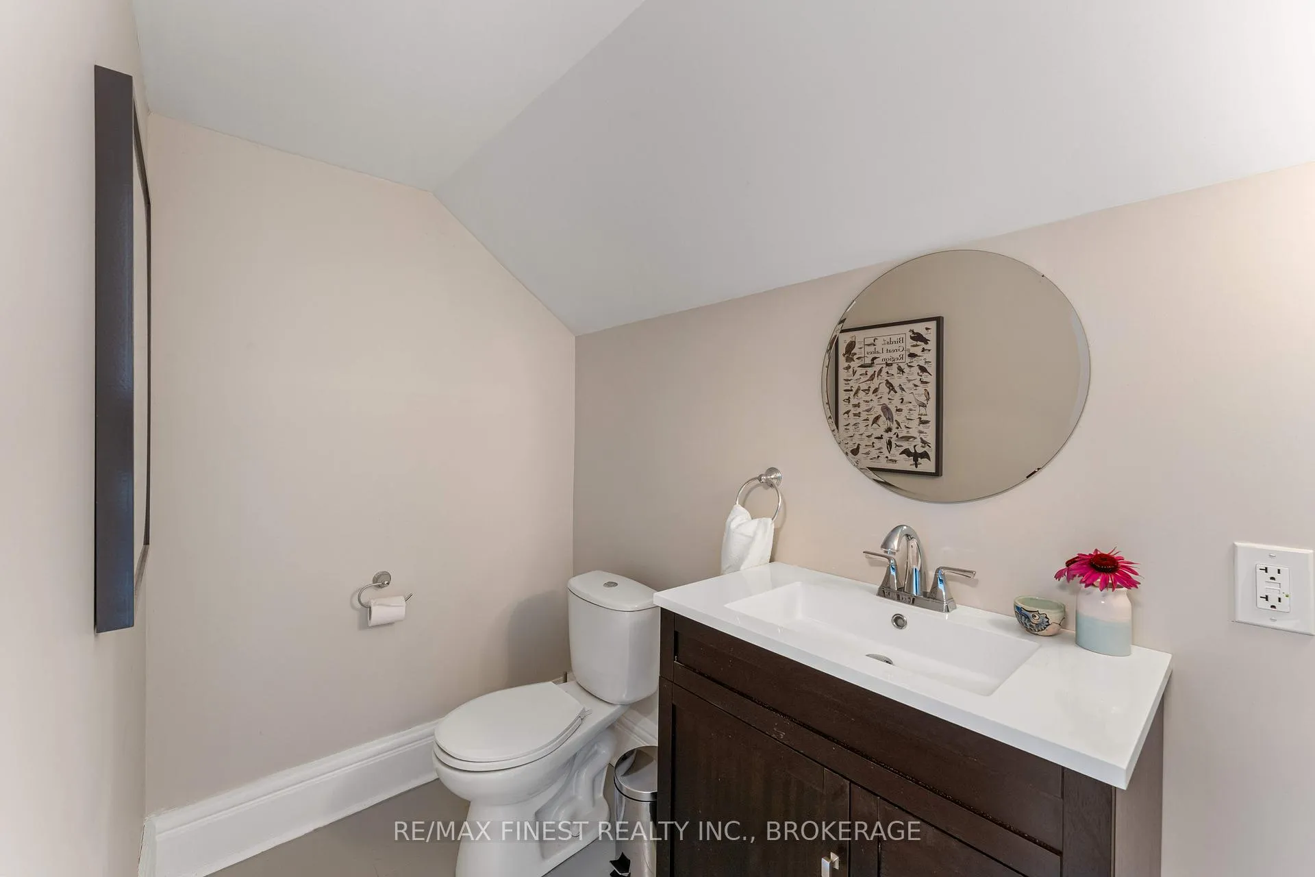 Photo 22 of 972 Danforth Road, Prince Edward County, Hillier Ward — HOMEH