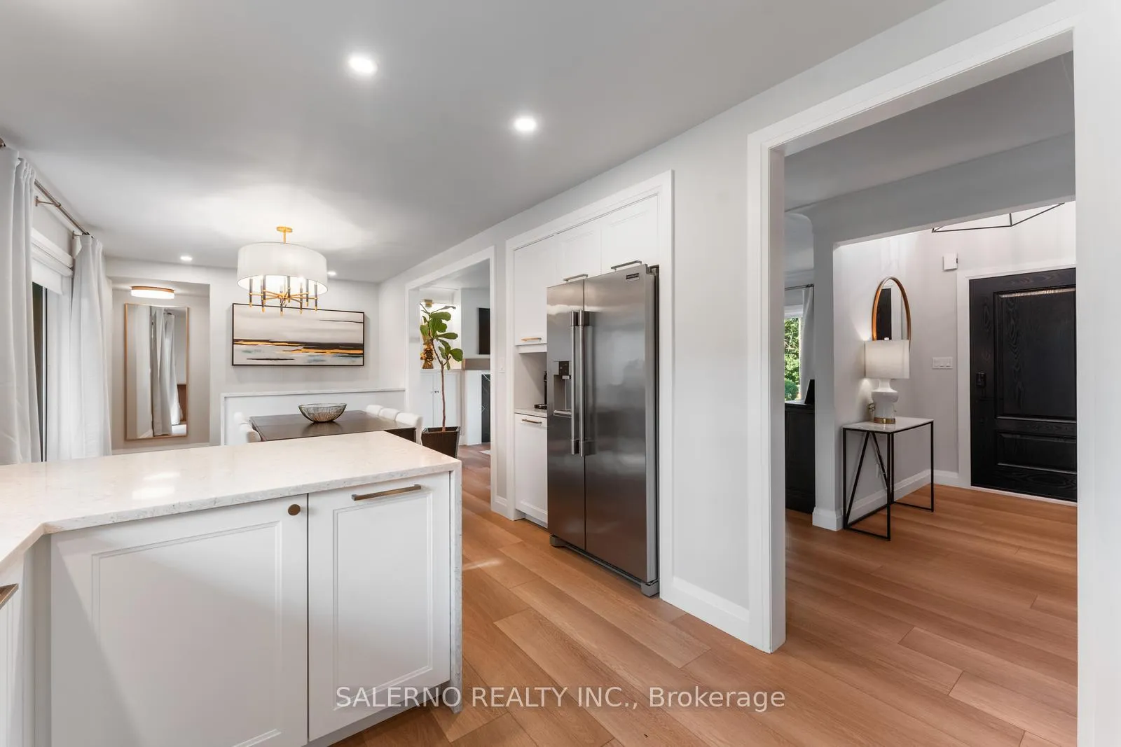 Photo 16 of 54 East Crest, Hamilton, Ancaster — HOMEH