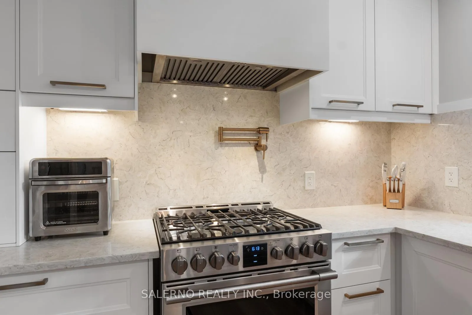 Photo 18 of 54 East Crest, Hamilton, Ancaster — HOMEH