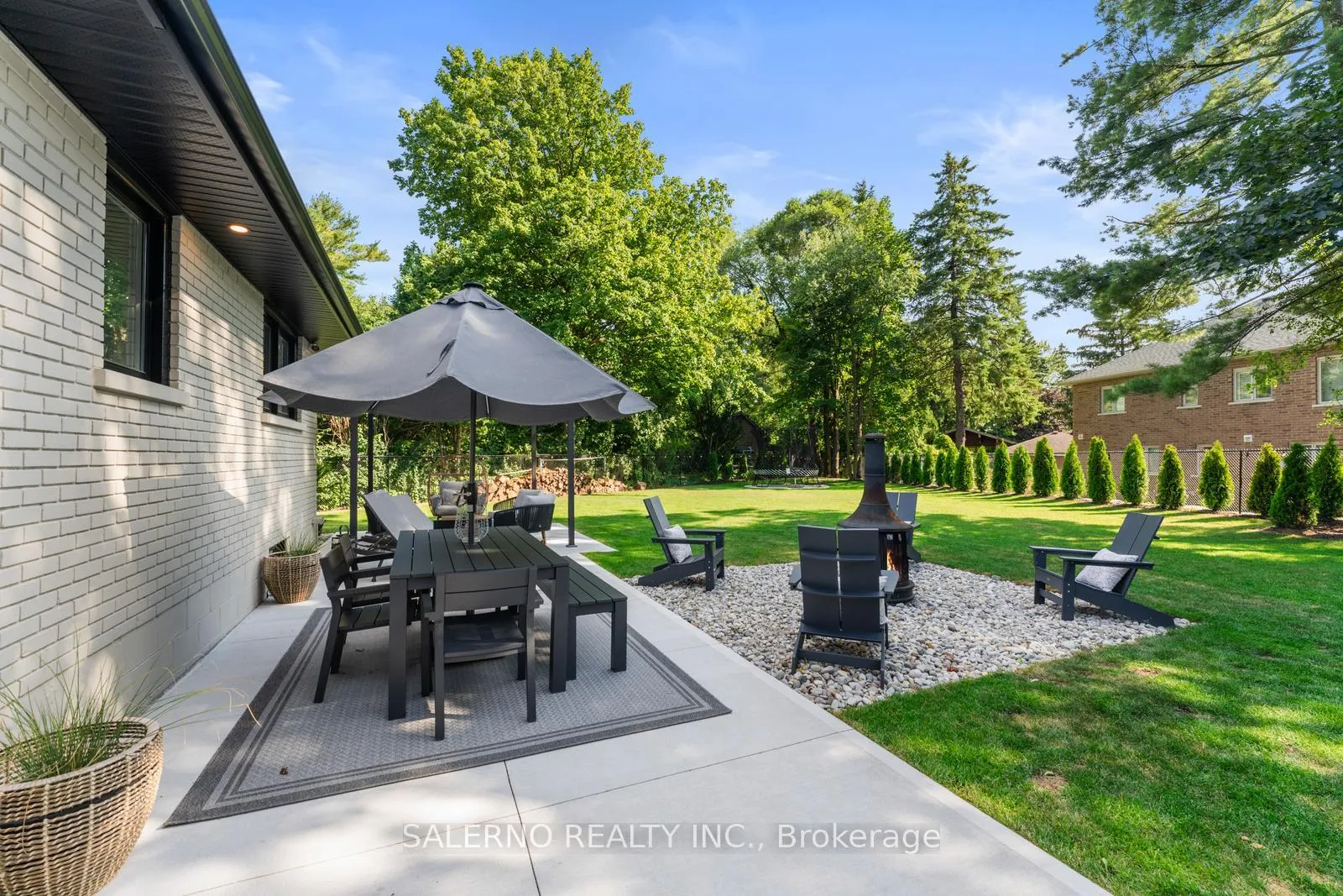 Photo 38 of 54 East Crest, Hamilton, Ancaster — HOMEH
