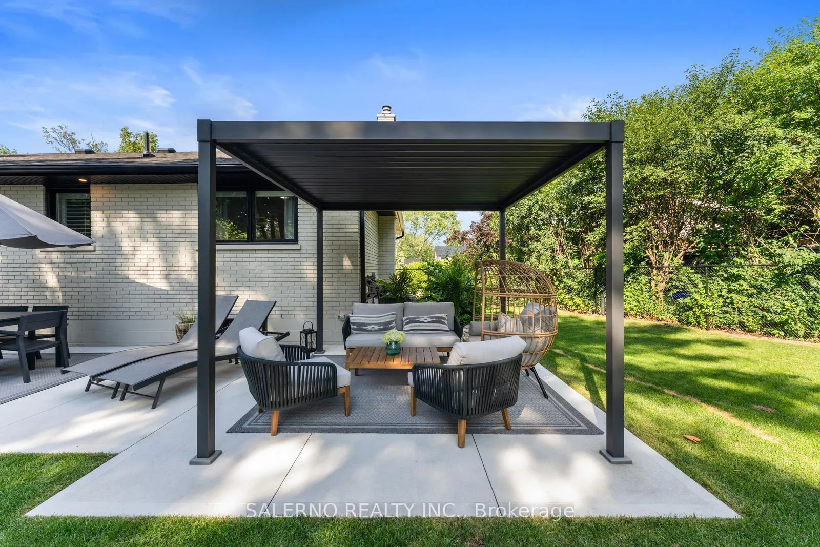 Photo 42 of 54 East Crest, Hamilton, Ancaster — HOMEH