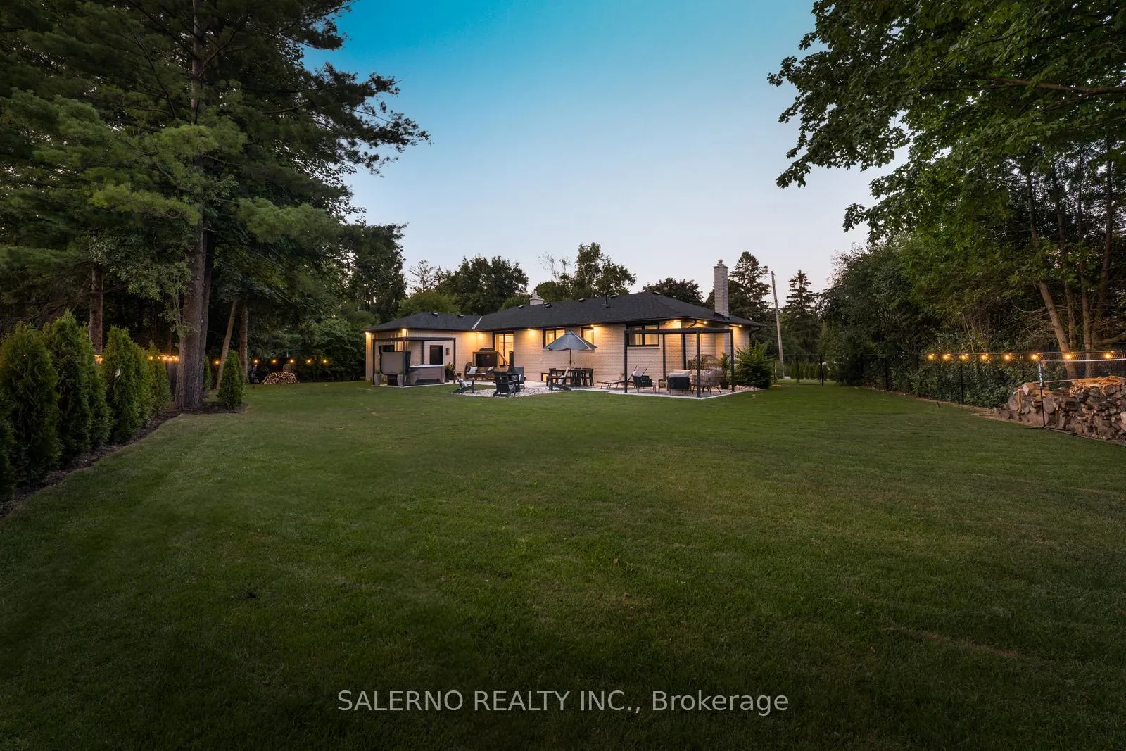 Photo 49 of 54 East Crest, Hamilton, Ancaster — HOMEH