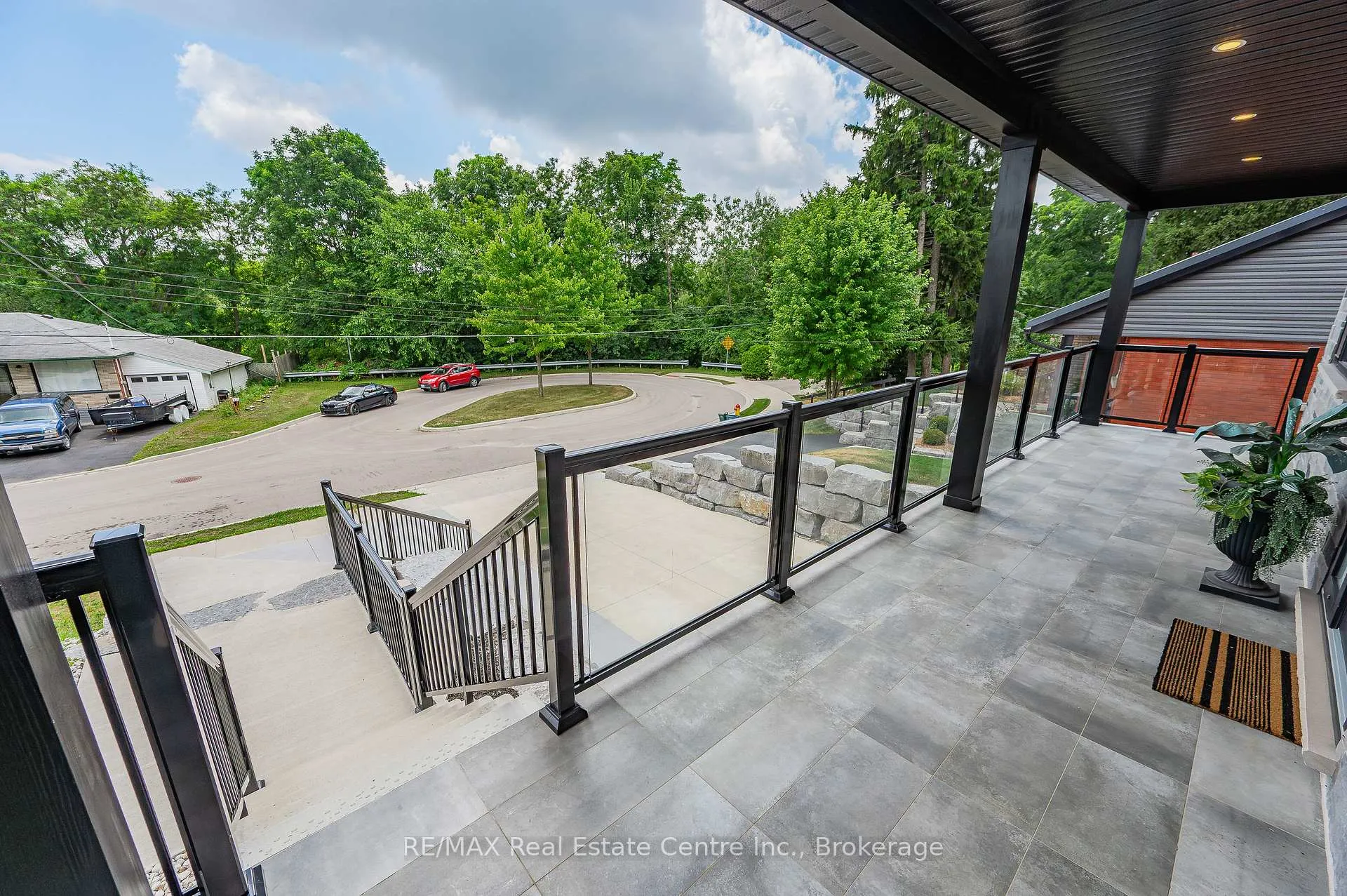 Photo 4 of 276 Mausser Avenue, Kitchener — HOMEH
