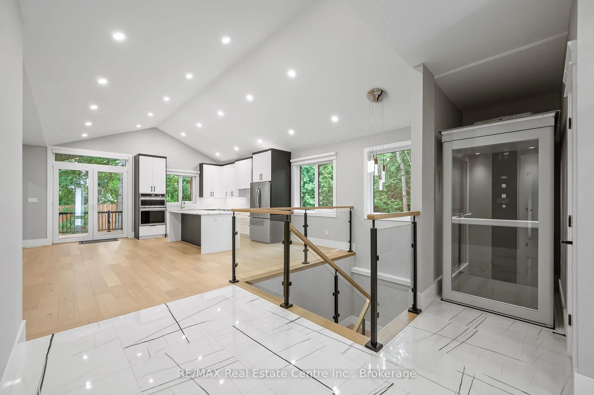 Photo 8 of 276 Mausser Avenue, Kitchener — HOMEH