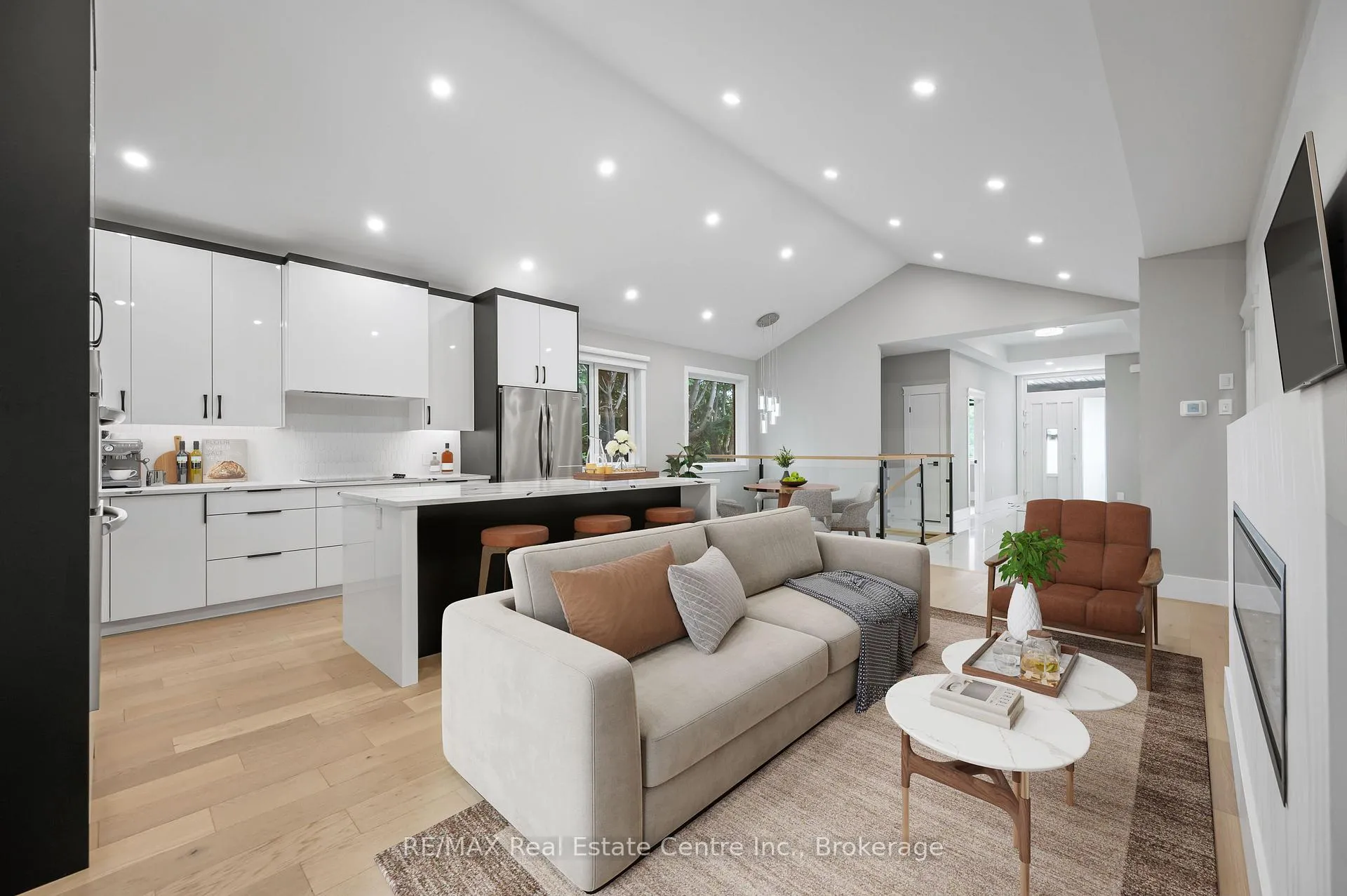Photo 10 of 276 Mausser Avenue, Kitchener — HOMEH
