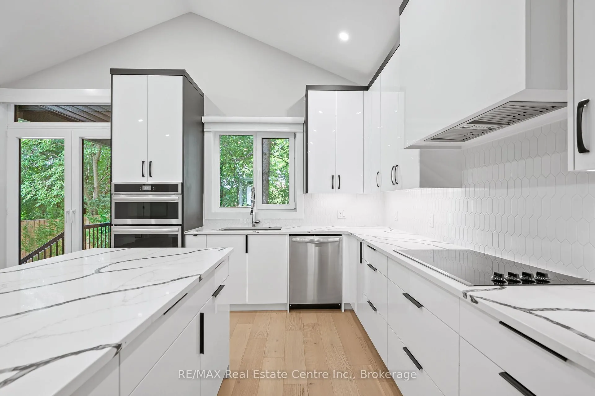 Photo 14 of 276 Mausser Avenue, Kitchener — HOMEH