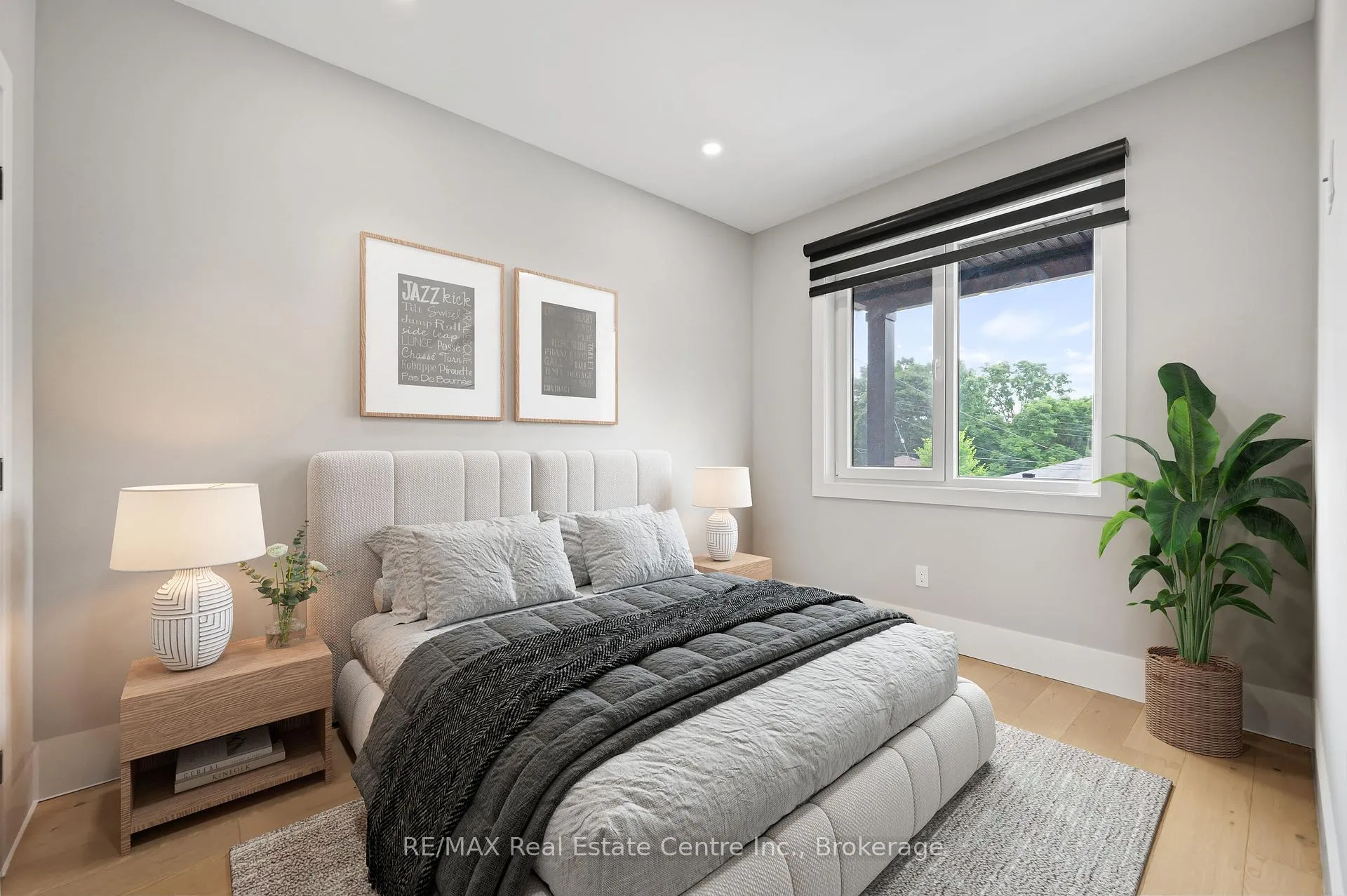 Photo 23 of 276 Mausser Avenue, Kitchener — HOMEH