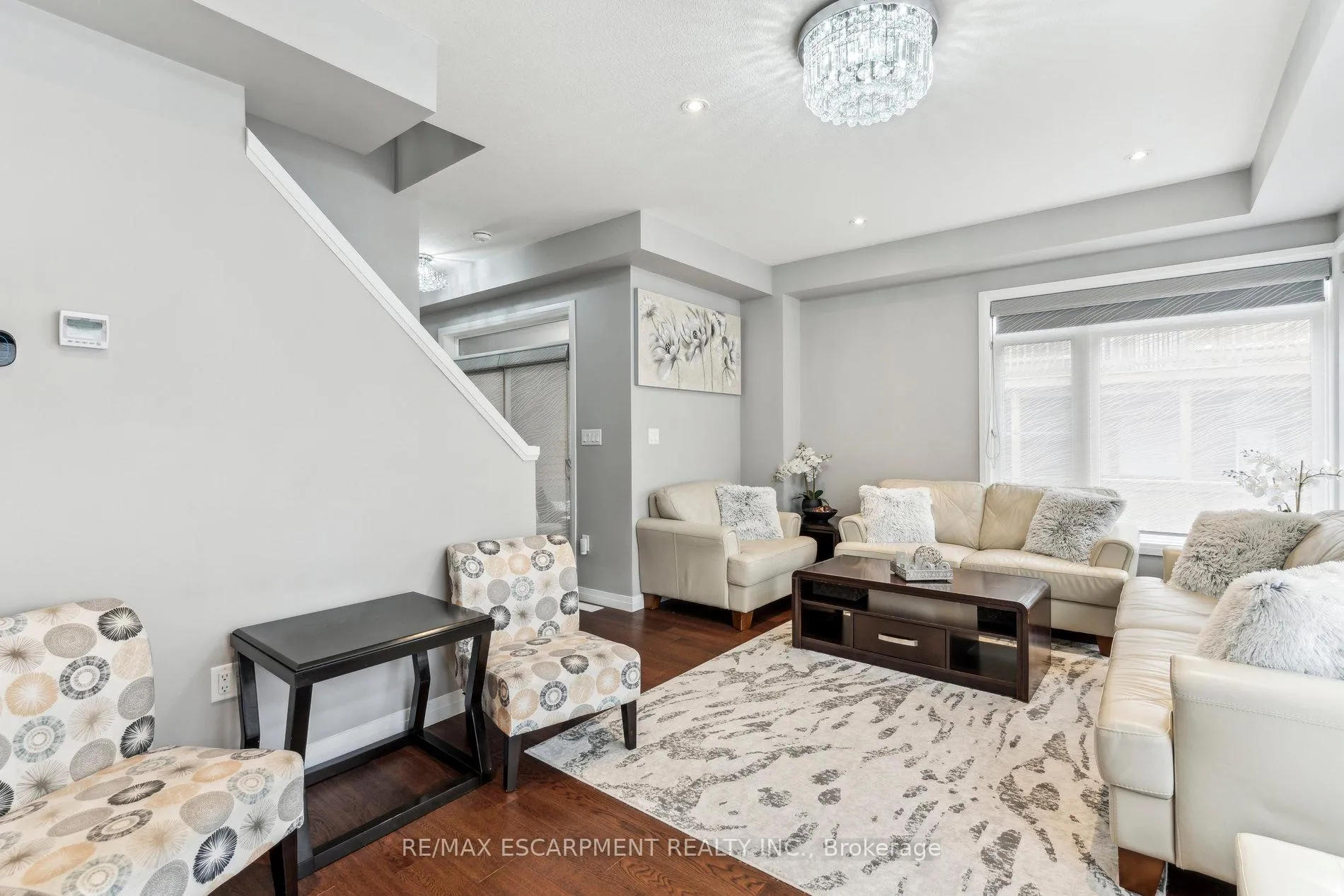 Photo 16 of Unit 305, 30 Times Square Boulevard, Hamilton, Stoney Creek — HOMEH