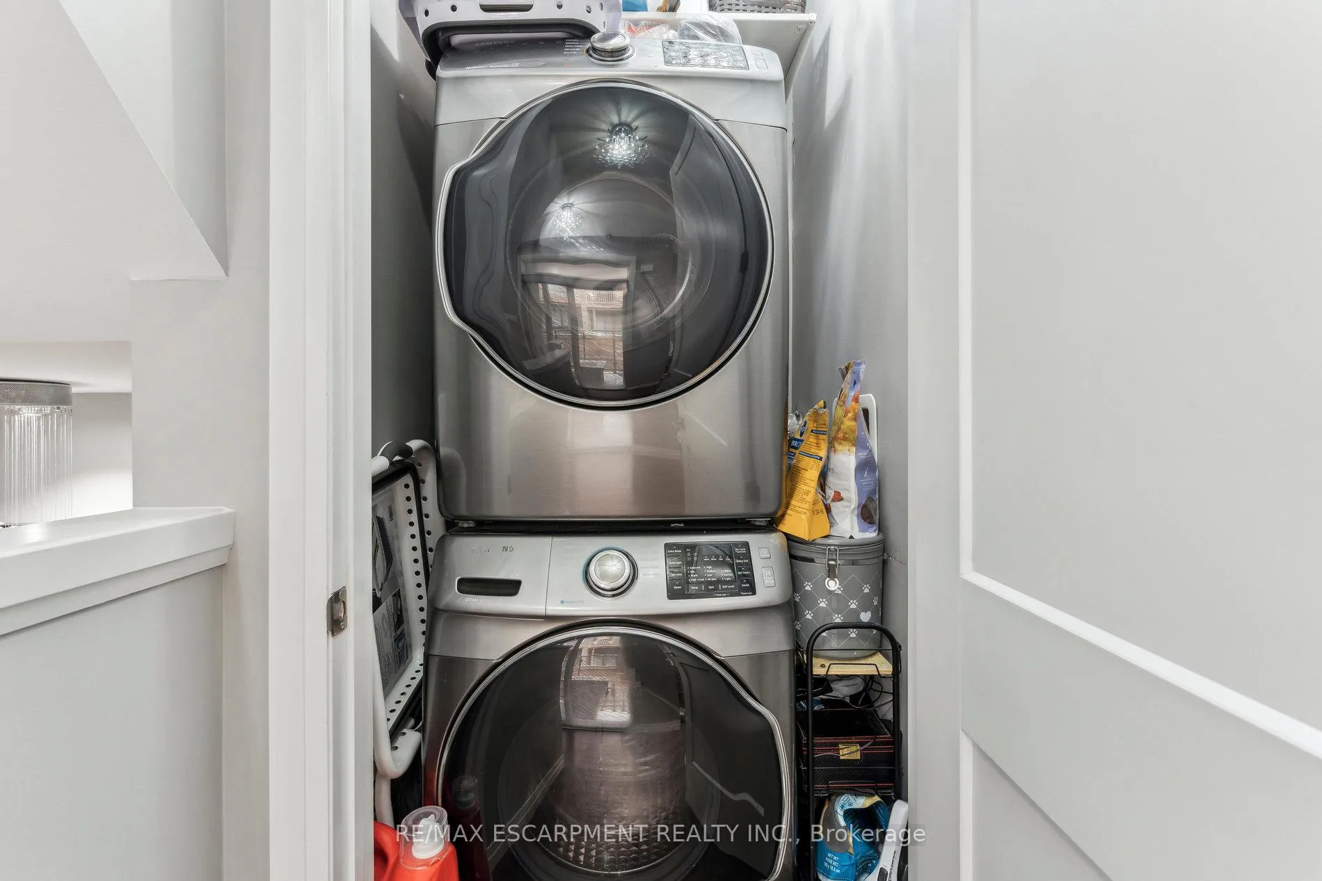 Photo 18 of Unit 305, 30 Times Square Boulevard, Hamilton, Stoney Creek — HOMEH
