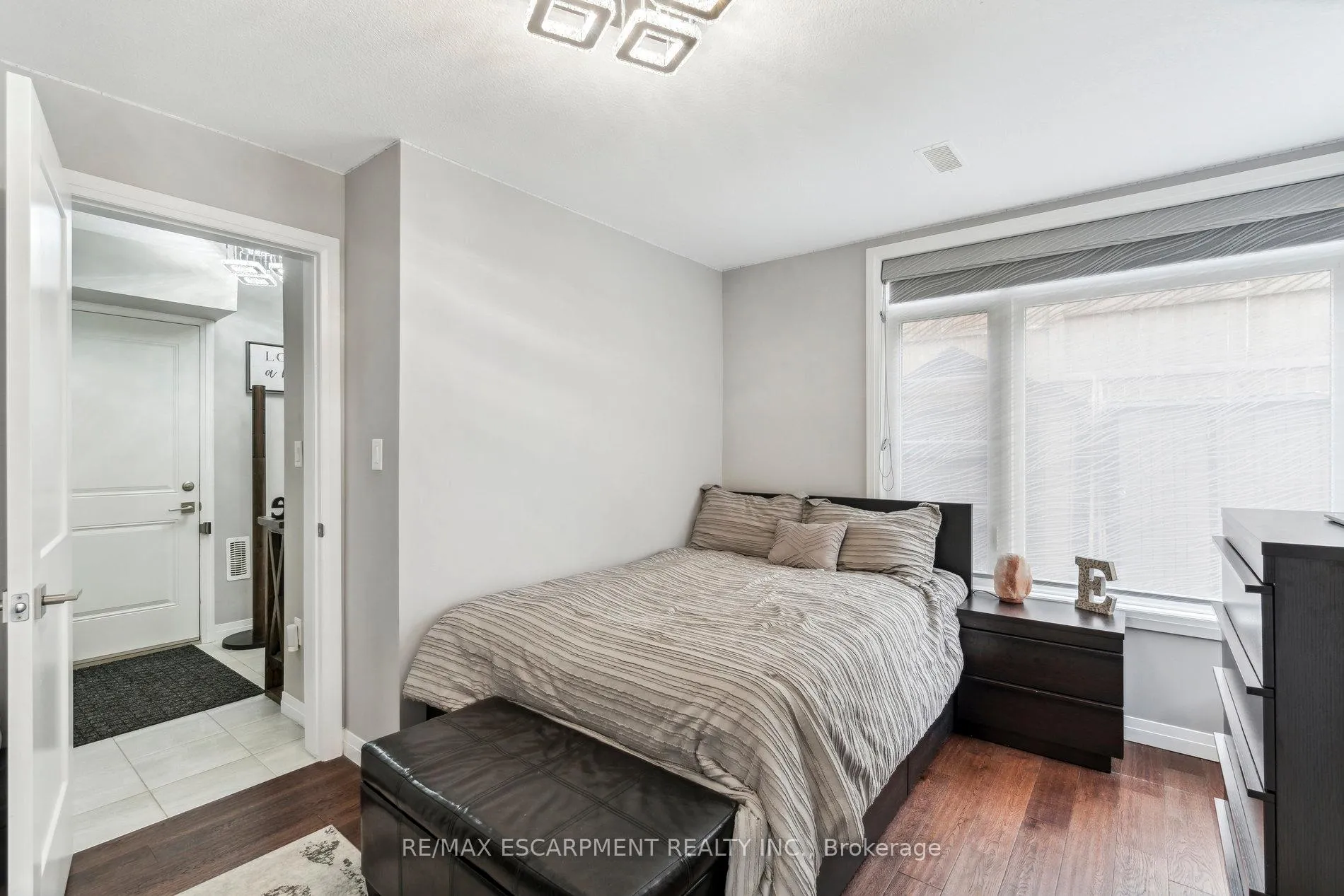 Photo 29 of Unit 305, 30 Times Square Boulevard, Hamilton, Stoney Creek — HOMEH