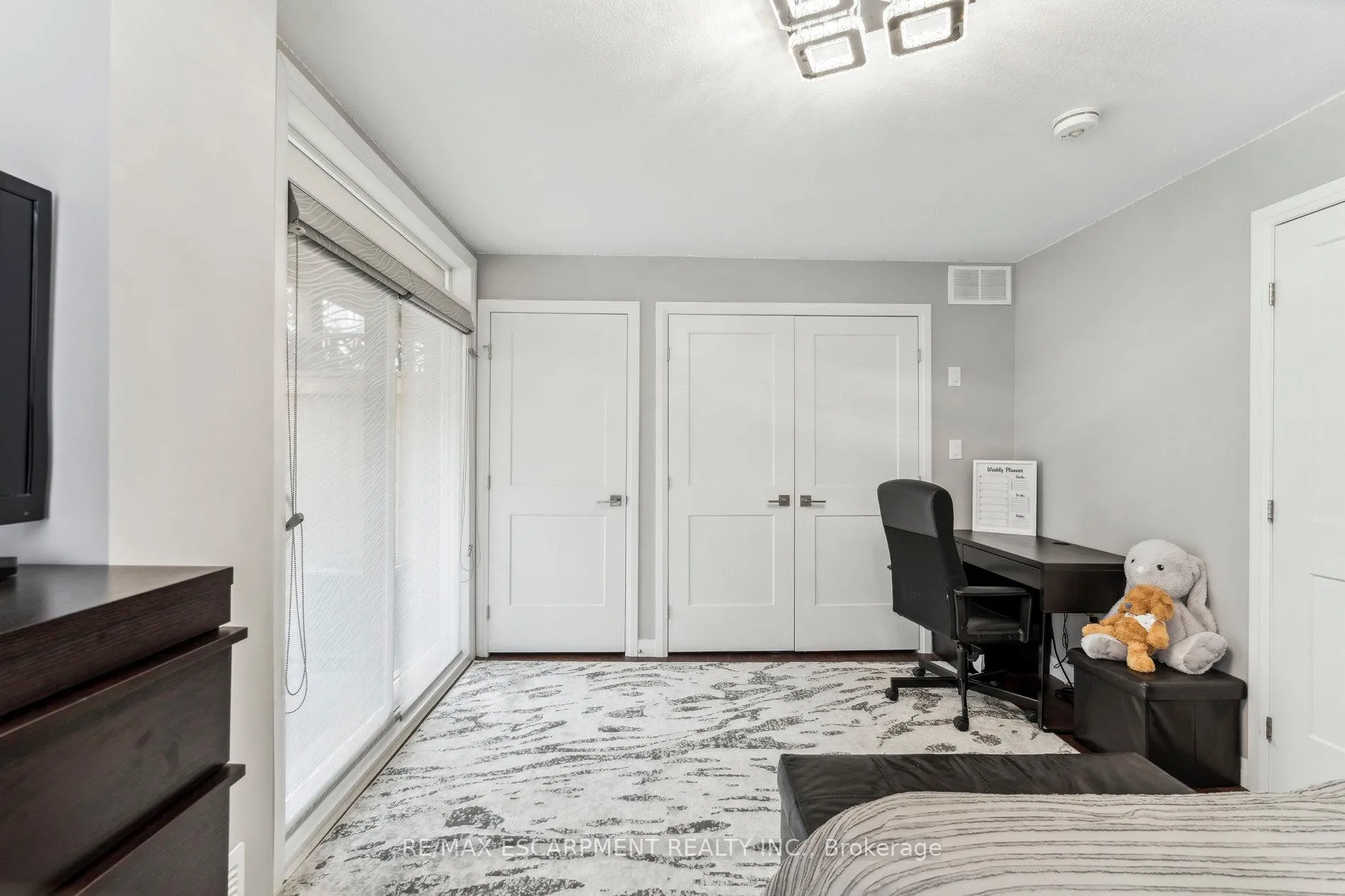 Photo 30 of Unit 305, 30 Times Square Boulevard, Hamilton, Stoney Creek — HOMEH