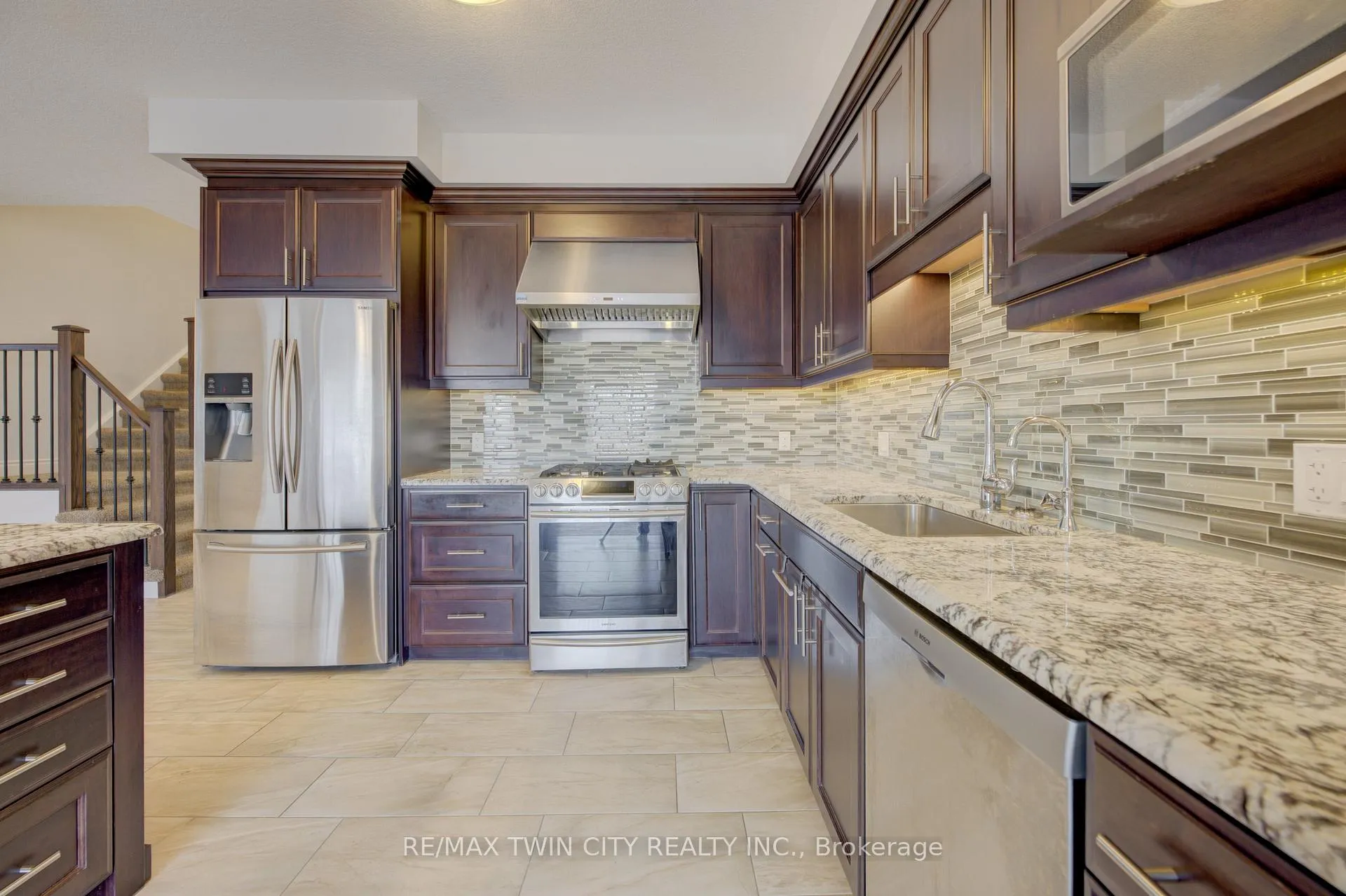 Photo 6 of Unit A, 618 Montpellier Drive, Waterloo — HOMEH