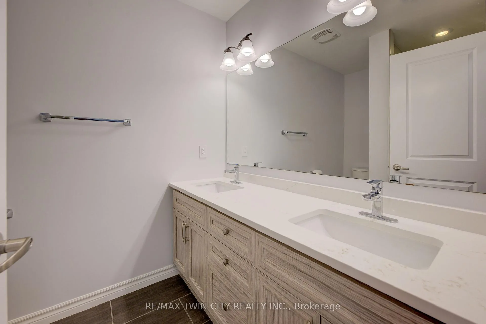 Photo 23 of Unit A, 618 Montpellier Drive, Waterloo — HOMEH