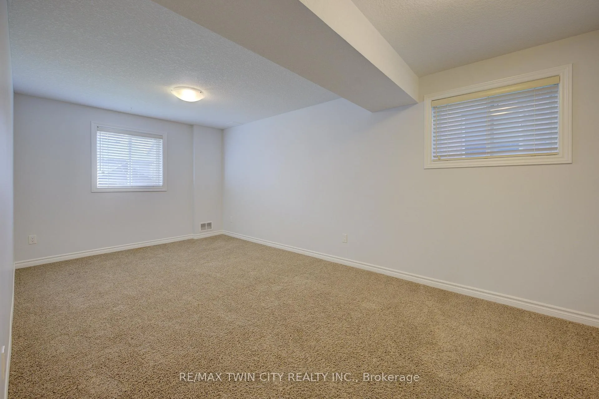 Photo 33 of Unit A, 618 Montpellier Drive, Waterloo — HOMEH