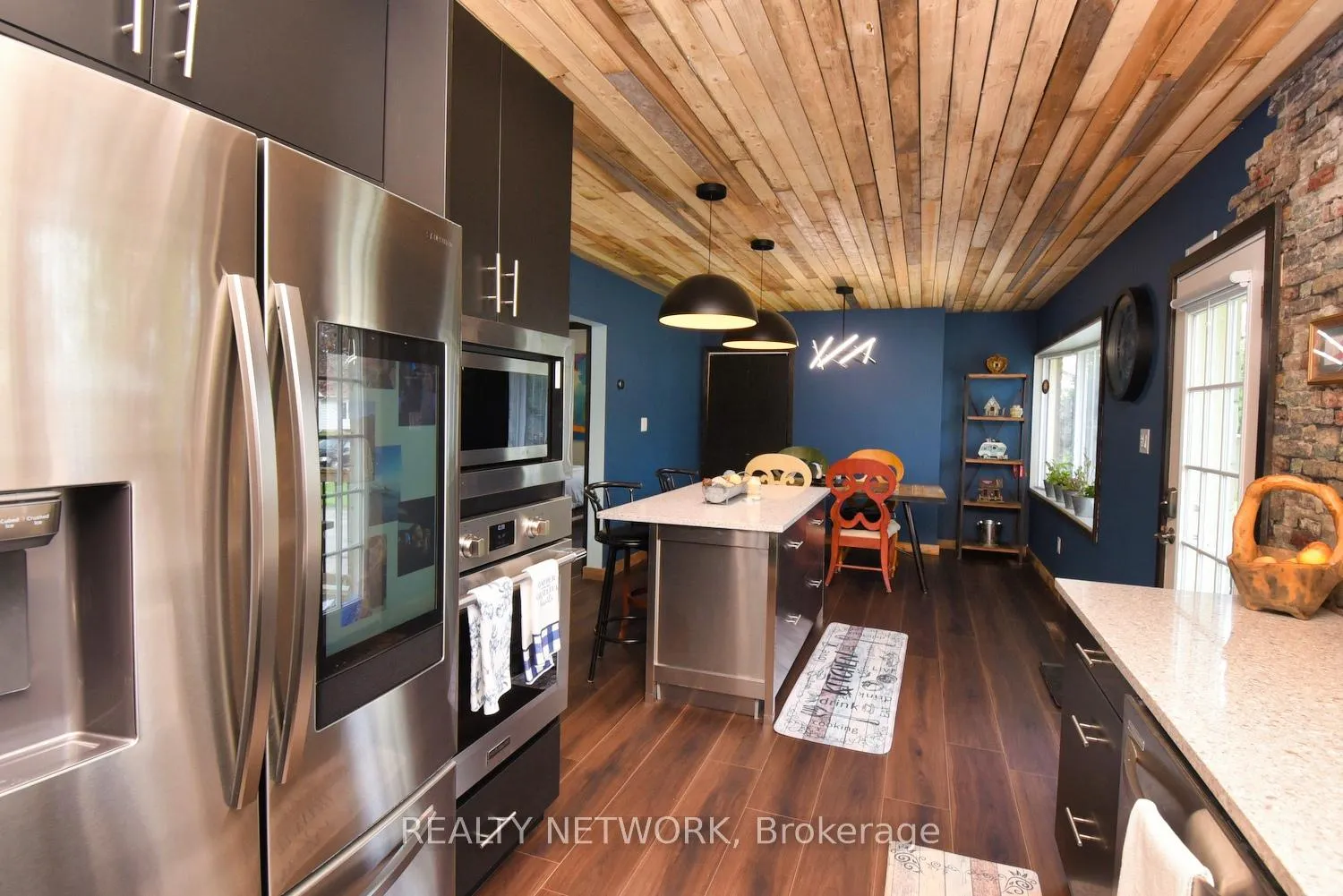 Photo 12 of 3381 Marion Avenue, Niagara Falls, Stamford — HOMEH