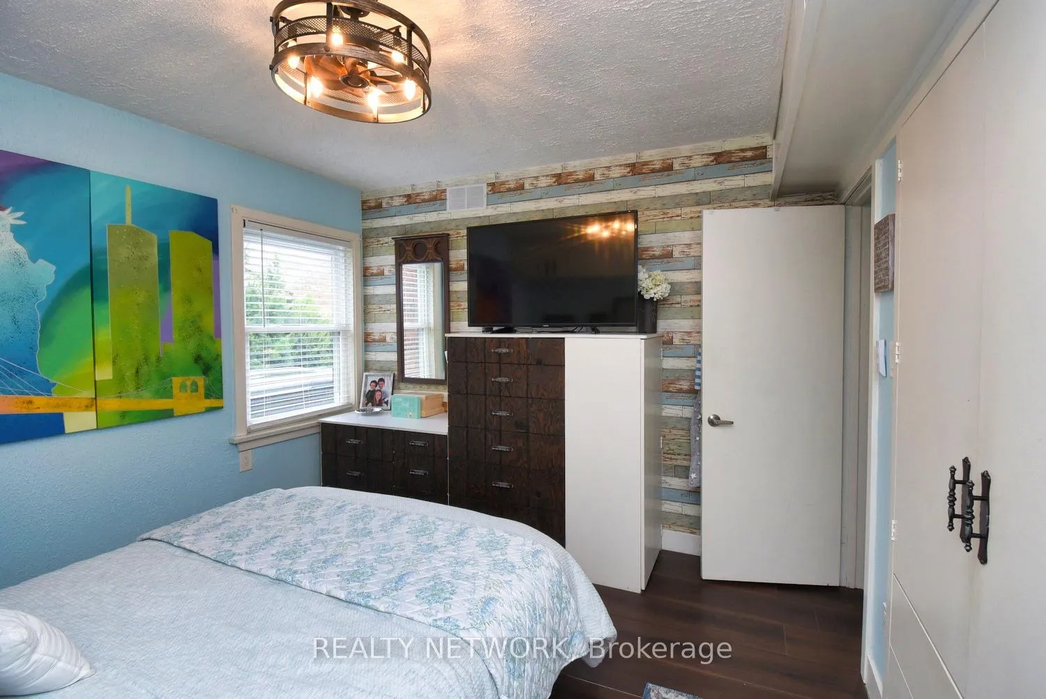 Photo 23 of 3381 Marion Avenue, Niagara Falls, Stamford — HOMEH