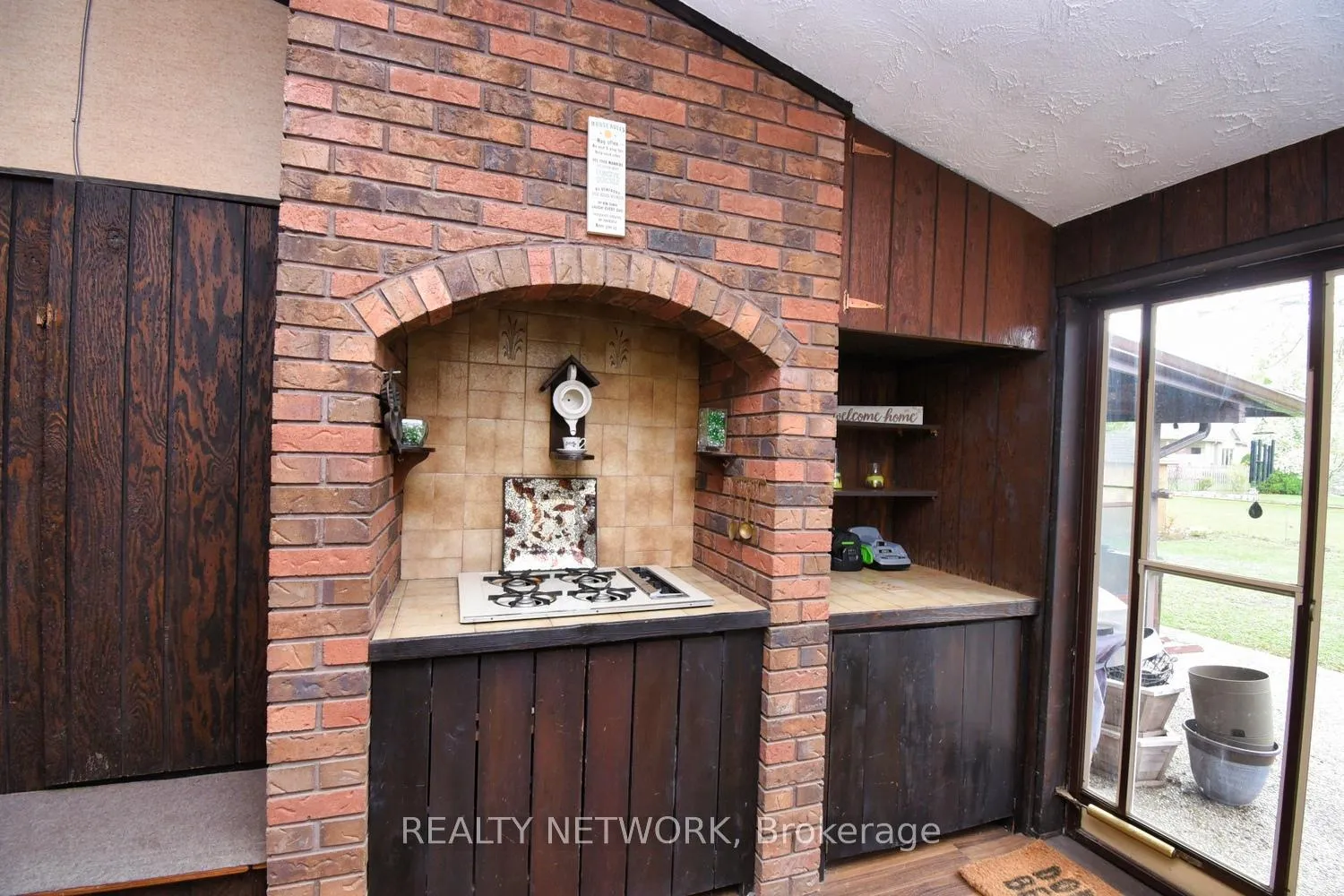 Photo 32 of 3381 Marion Avenue, Niagara Falls, Stamford — HOMEH