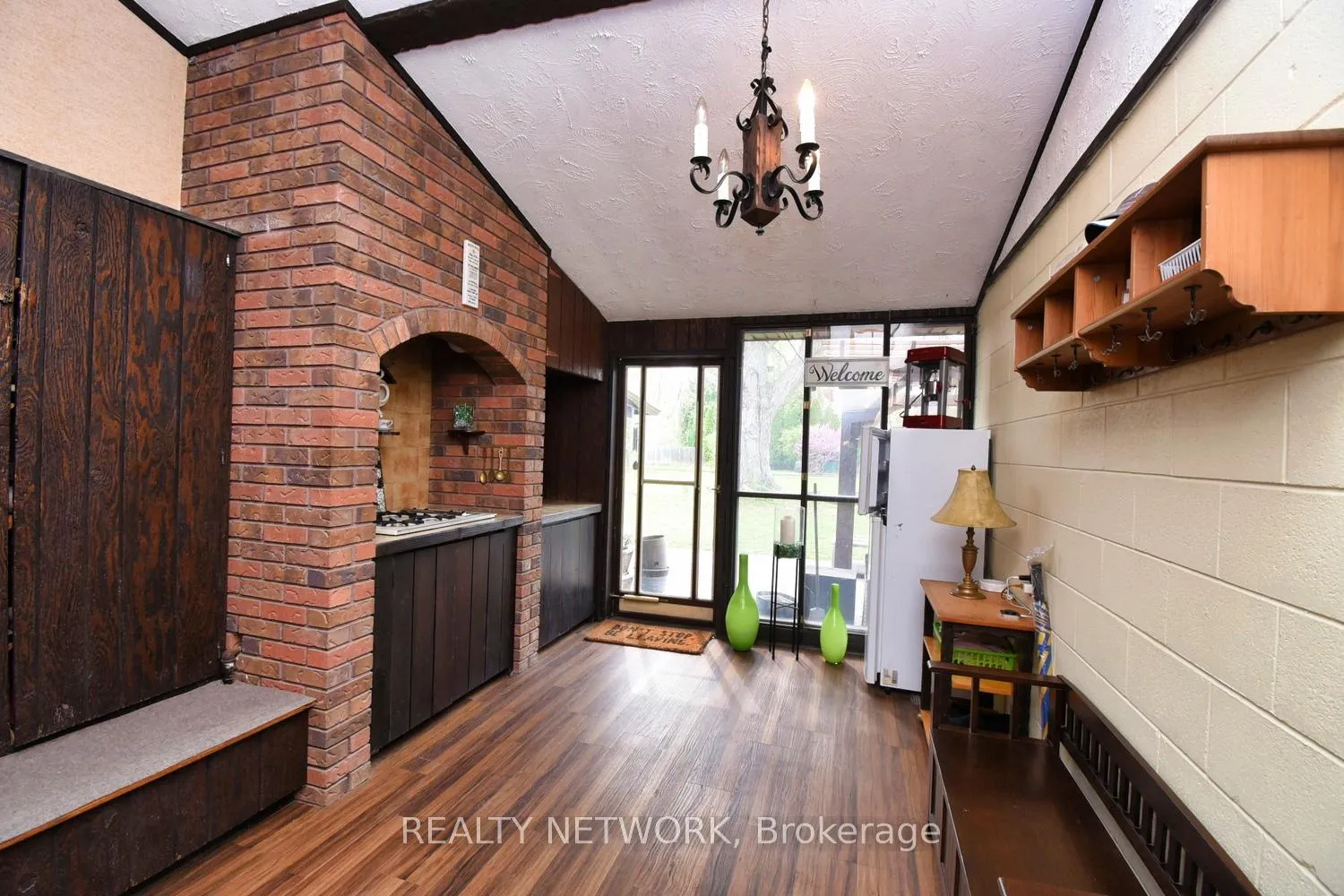 Photo 33 of 3381 Marion Avenue, Niagara Falls, Stamford — HOMEH