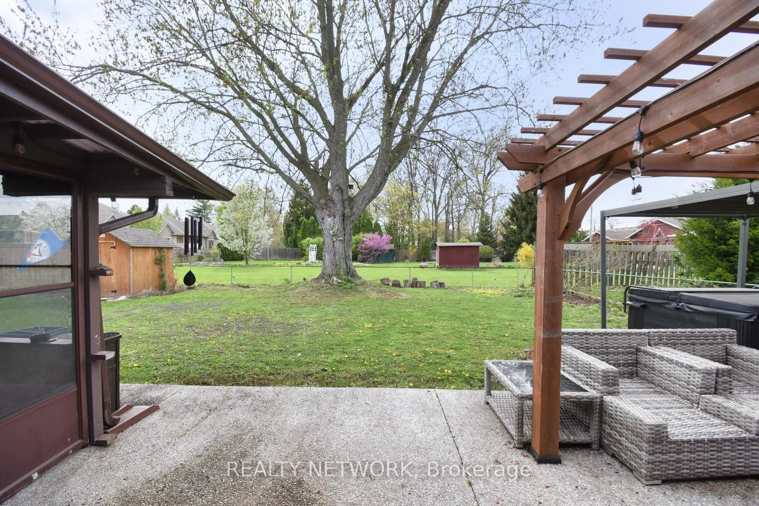 Photo 44 of 3381 Marion Avenue, Niagara Falls, Stamford — HOMEH