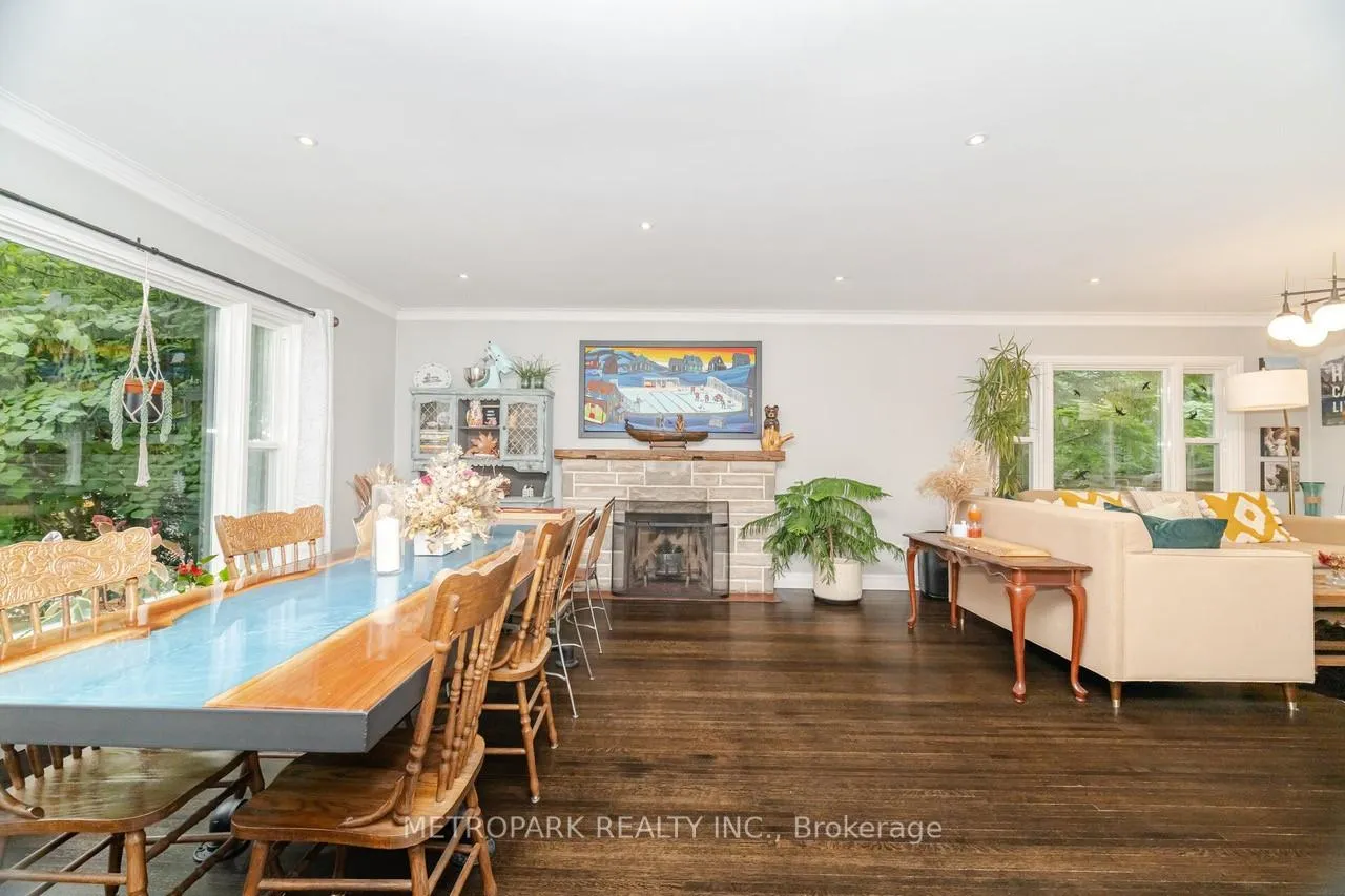 Photo 8 of 82 Creighton Road, Hamilton, Dundas — HOMEH