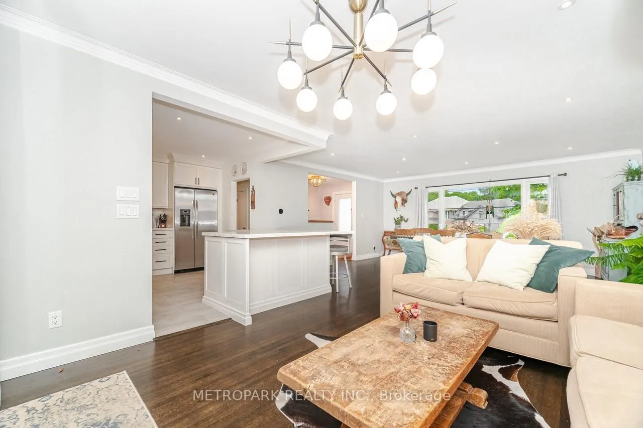 Photo 13 of 82 Creighton Road, Hamilton, Dundas — HOMEH