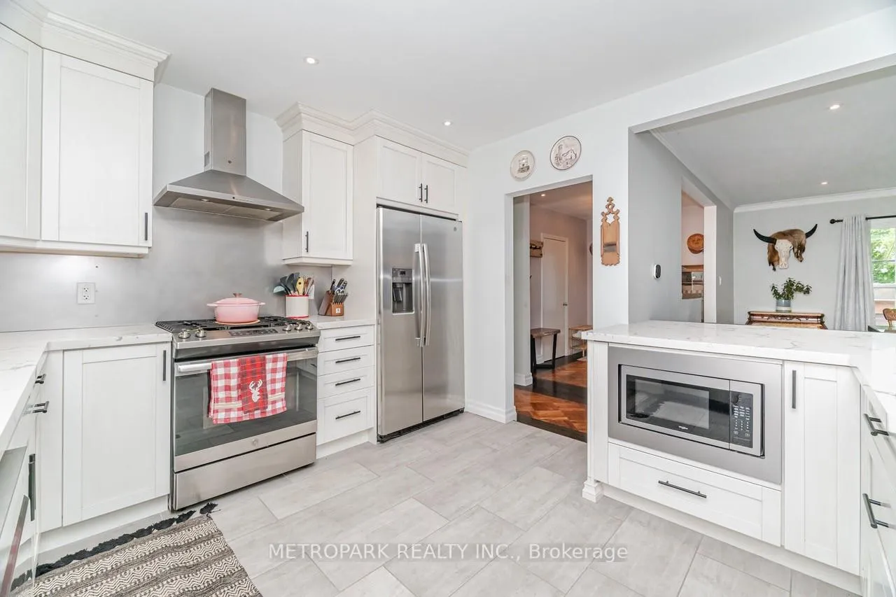 Photo 17 of 82 Creighton Road, Hamilton, Dundas — HOMEH