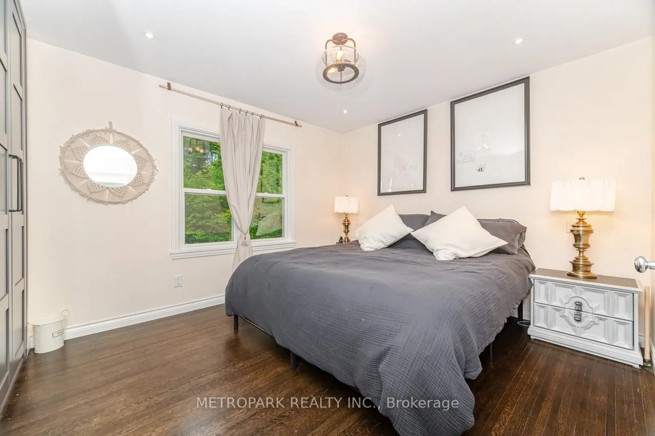 Photo 23 of 82 Creighton Road, Hamilton, Dundas — HOMEH