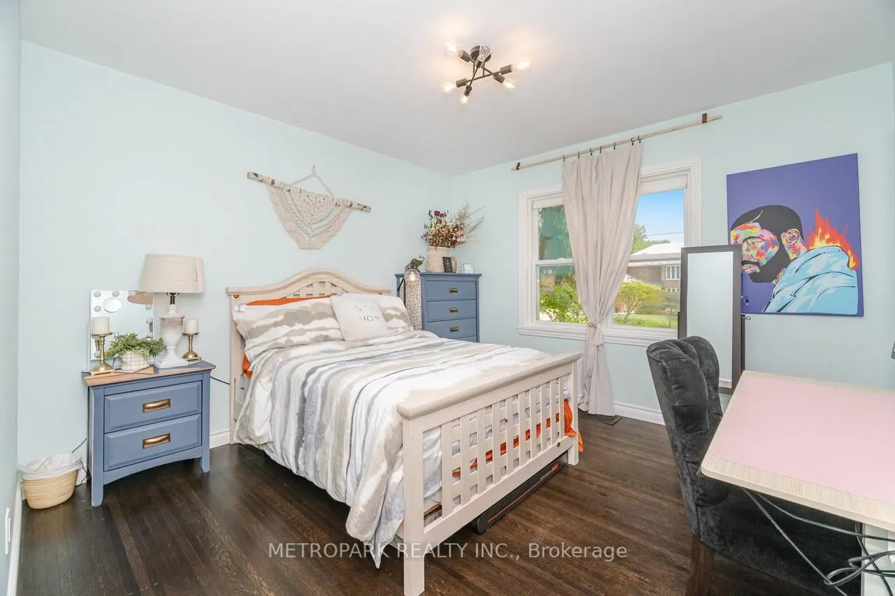 Photo 27 of 82 Creighton Road, Hamilton, Dundas — HOMEH