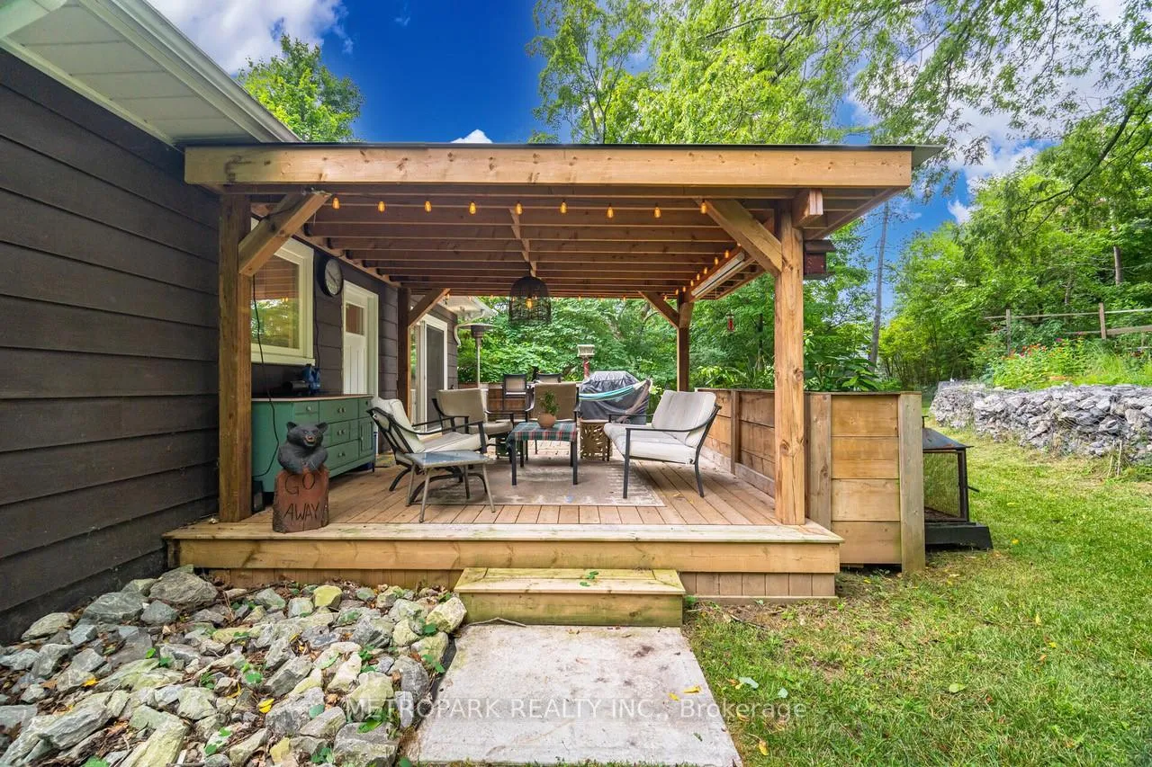 Photo 43 of 82 Creighton Road, Hamilton, Dundas — HOMEH