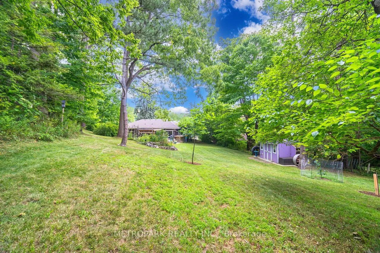 Photo 48 of 82 Creighton Road, Hamilton, Dundas — HOMEH
