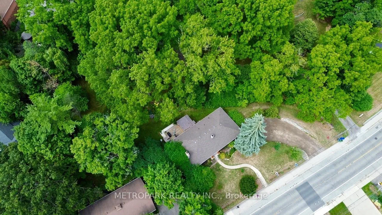 Photo 50 of 82 Creighton Road, Hamilton, Dundas — HOMEH