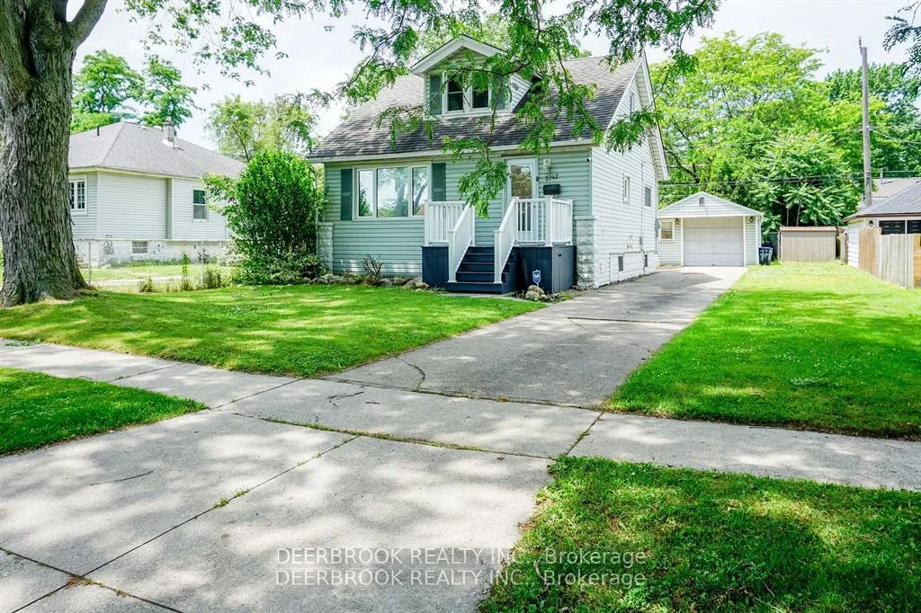 Photo 2 of 3742 Montcalm Street, Windsor — HOMEH