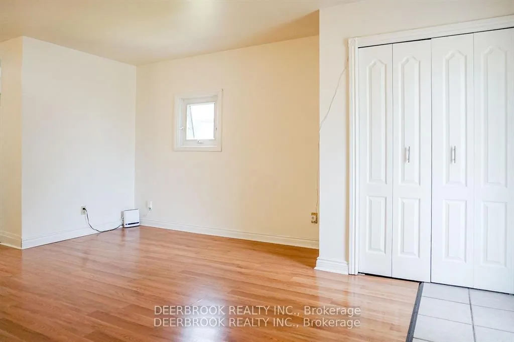 Photo 6 of 3742 Montcalm Street, Windsor — HOMEH