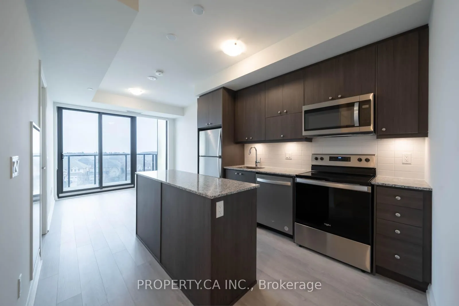 Front of Unit 513, 1415 Dundas Street E