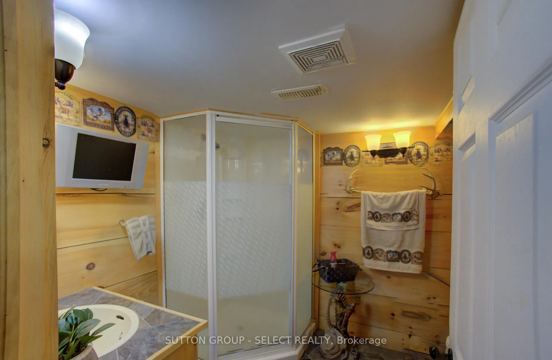 Photo 33 of 1013 Perth Rd 139, Perth South, Blanshard — HOMEH