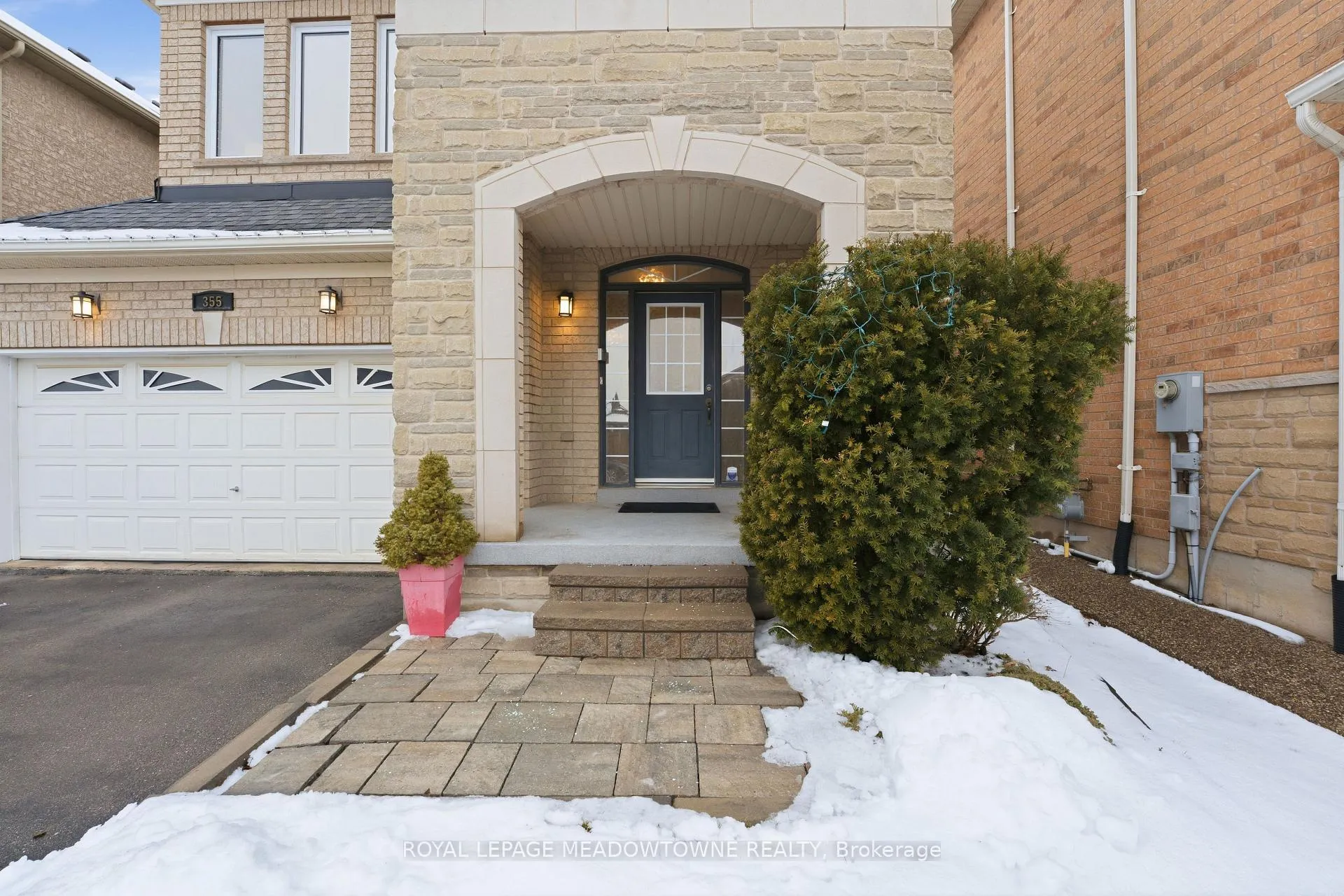 Photo 4 of 355 Greenlees Circle, Milton, Clarke — HOMEH