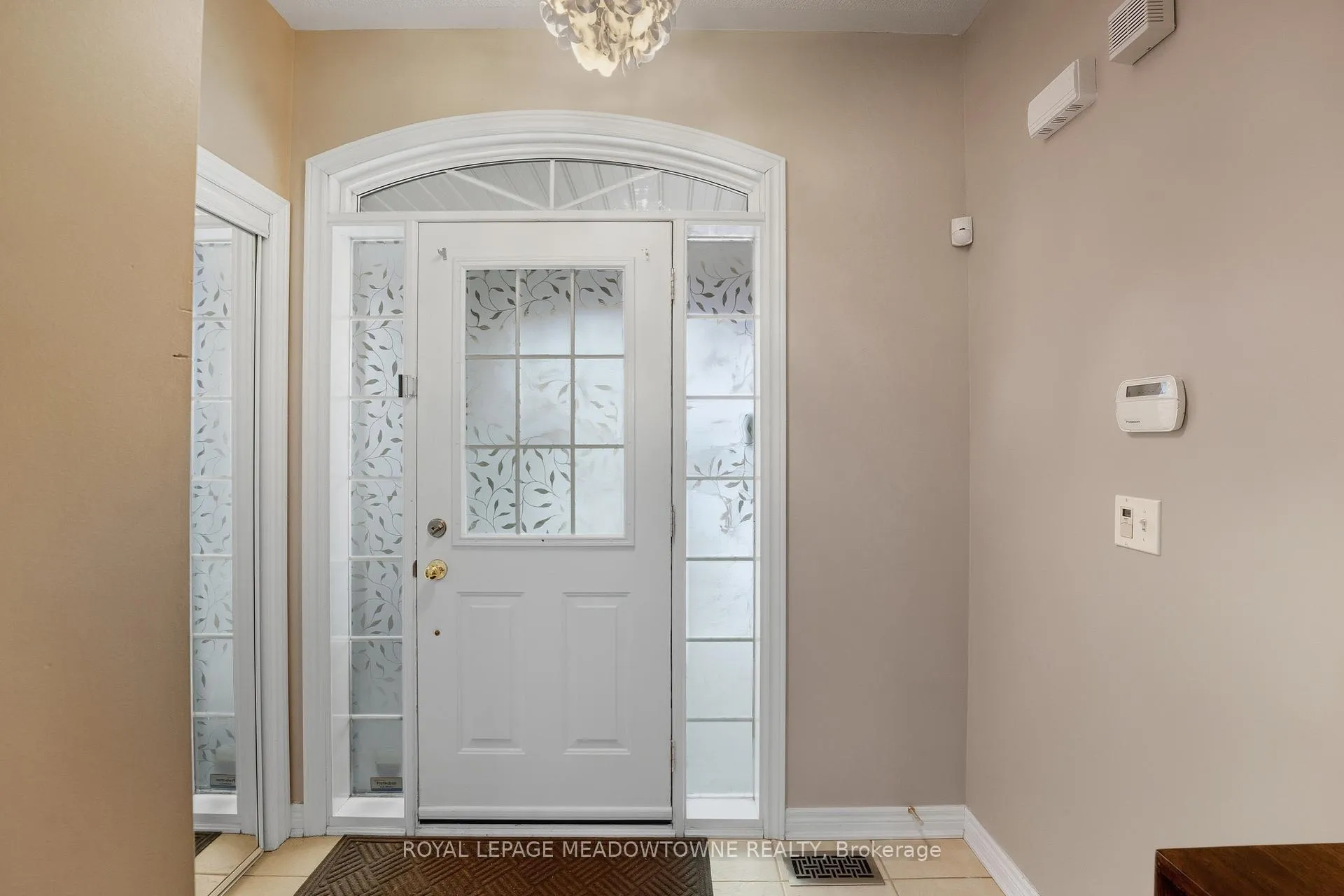 Photo 7 of 355 Greenlees Circle, Milton, Clarke — HOMEH