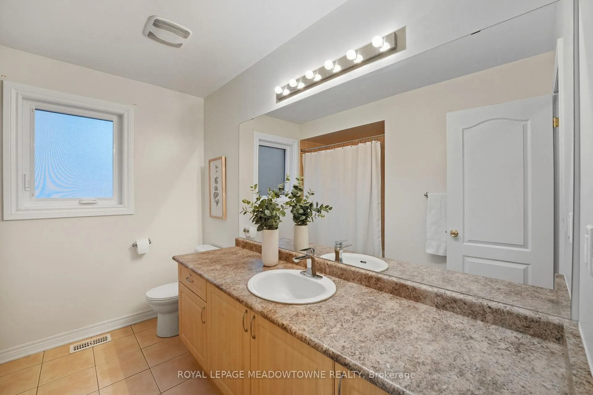 Photo 31 of 355 Greenlees Circle, Milton, Clarke — HOMEH