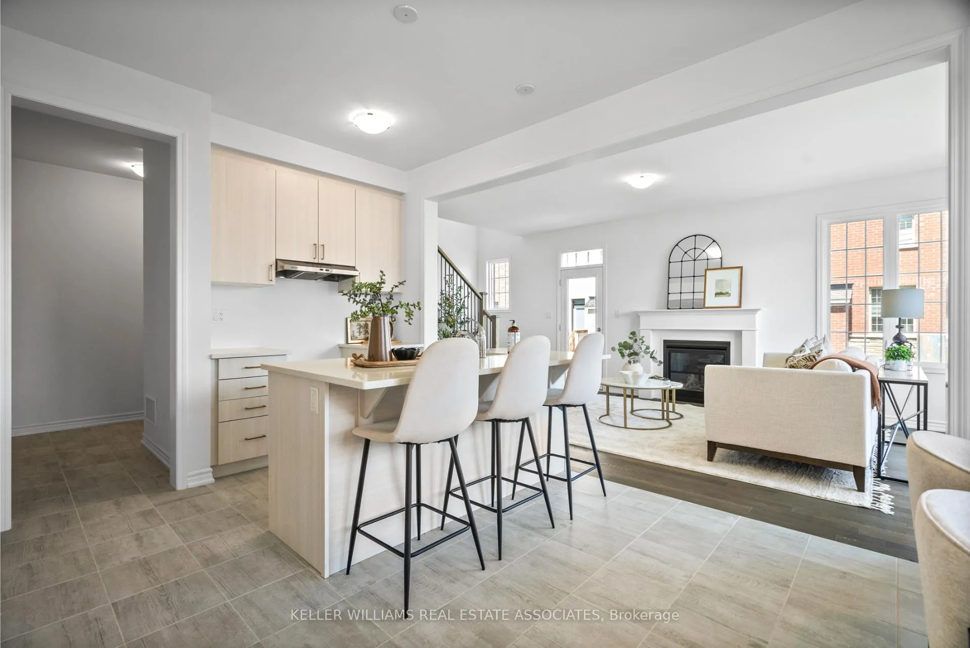 Photo 3 of 1 Aster Woods Drive, Caledon, Rural Caledon — HOMEH