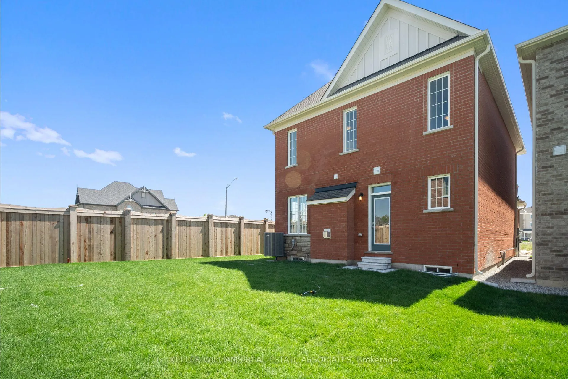 Photo 36 of 1 Aster Woods Drive, Caledon, Rural Caledon — HOMEH