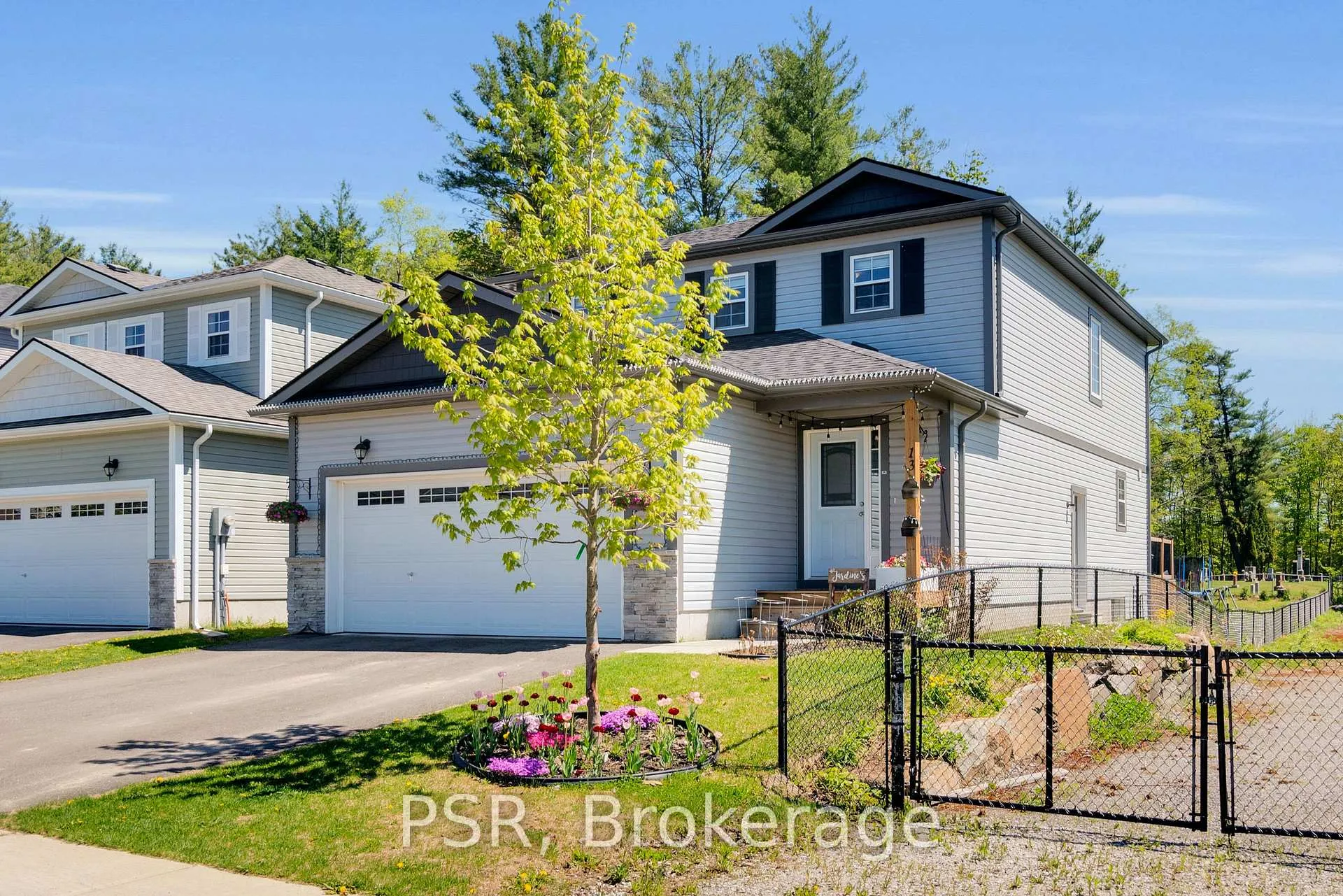 Photo 3 of 13 Quinn Forest Drive, Bracebridge, Macaulay — HOMEH