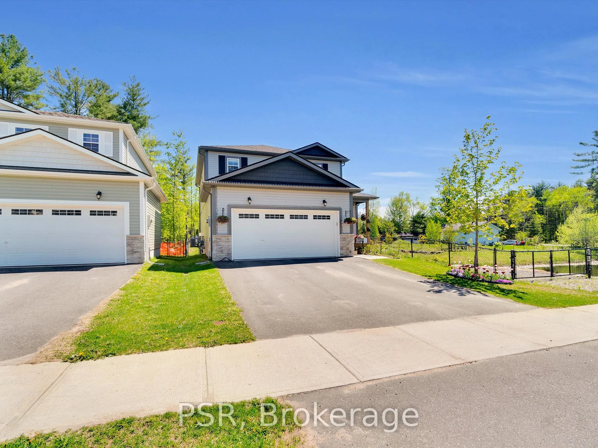 Photo 4 of 13 Quinn Forest Drive, Bracebridge, Macaulay — HOMEH
