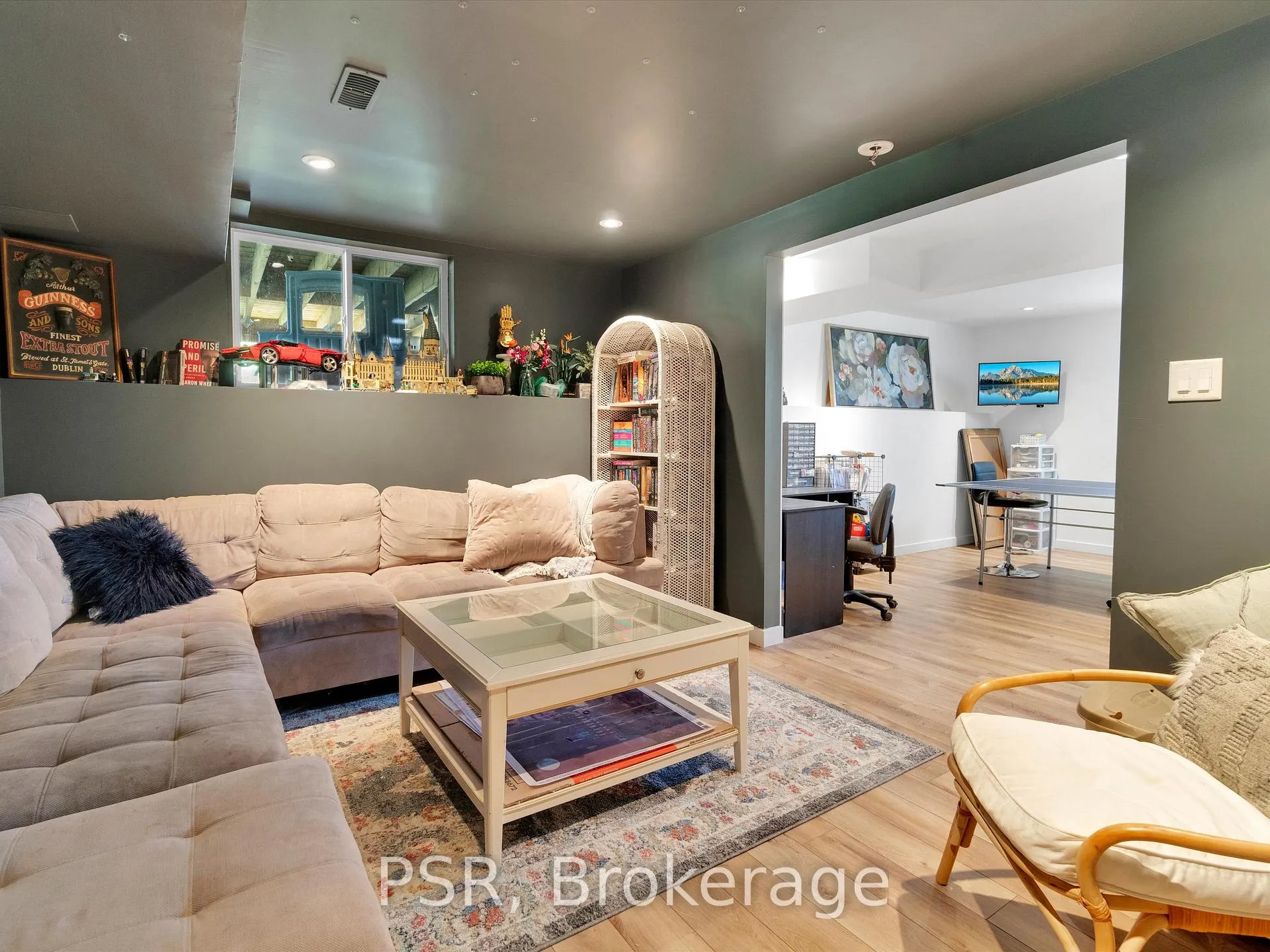 Photo 26 of 13 Quinn Forest Drive, Bracebridge, Macaulay — HOMEH