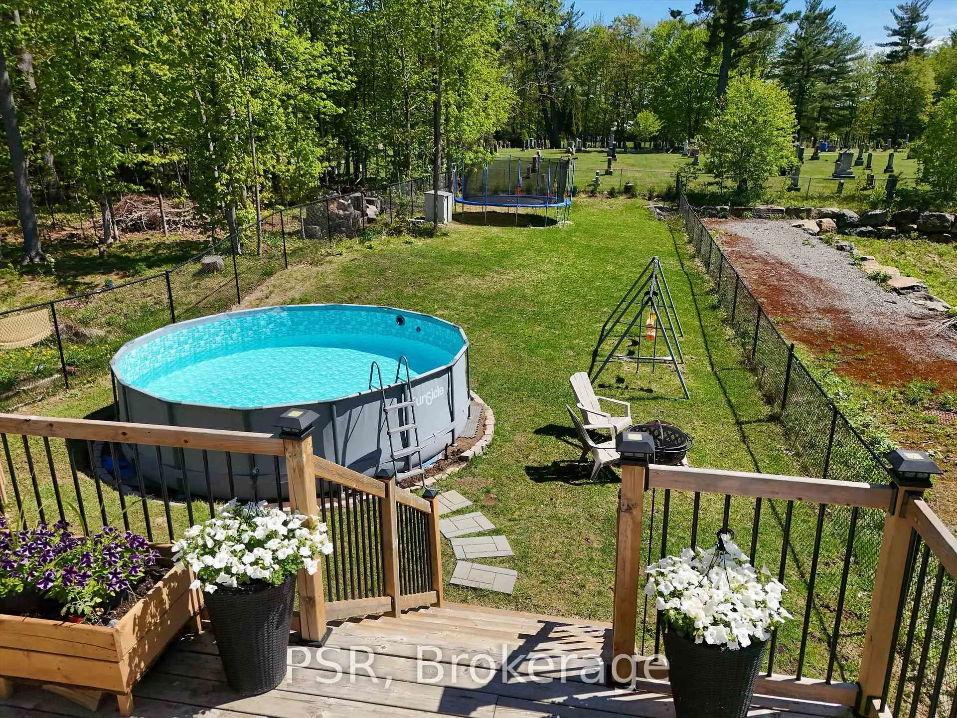 Photo 30 of 13 Quinn Forest Drive, Bracebridge, Macaulay — HOMEH