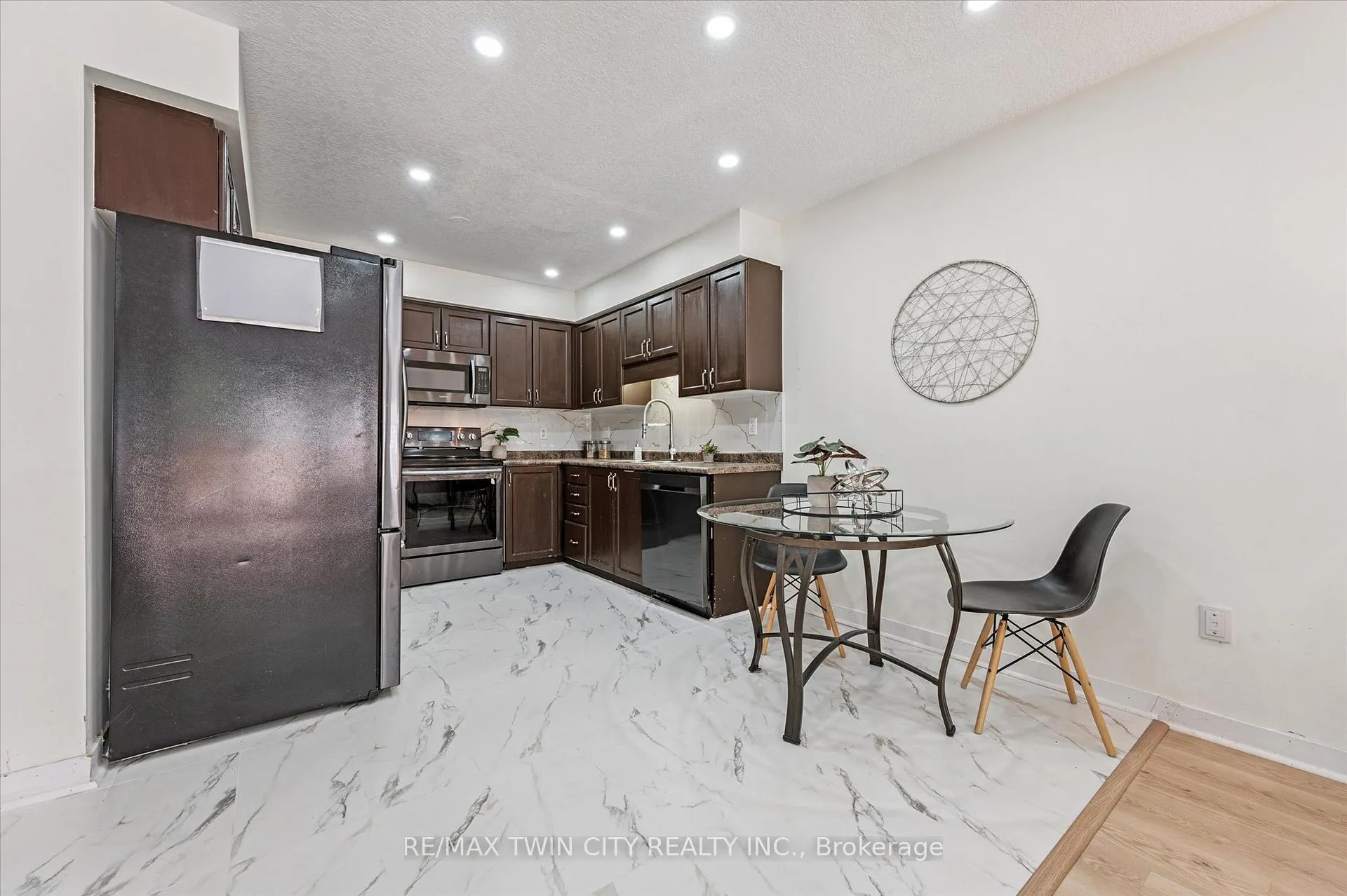 Photo 15 of Unit E29, 110 Activa Avenue, Kitchener — HOMEH