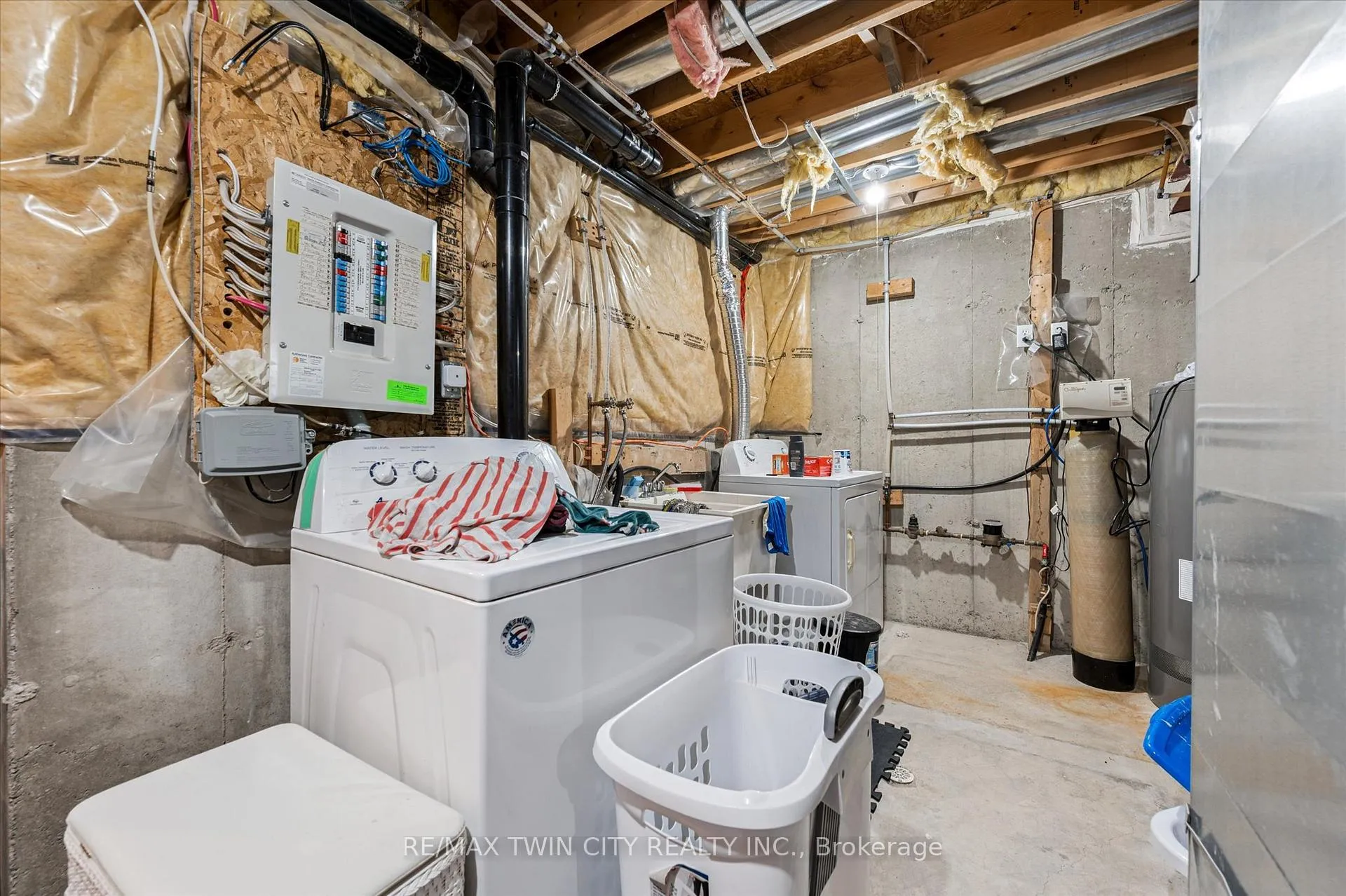Photo 39 of Unit E29, 110 Activa Avenue, Kitchener — HOMEH