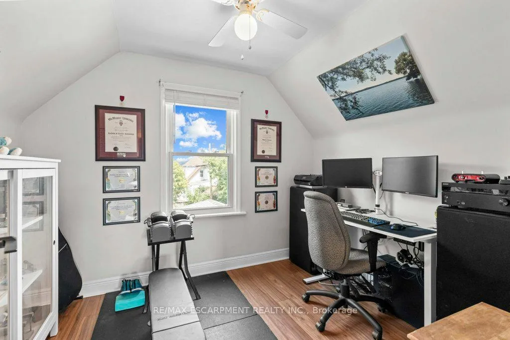 Photo 22 of 67 Mayflower Avenue, Hamilton, Crown Point — HOMEH