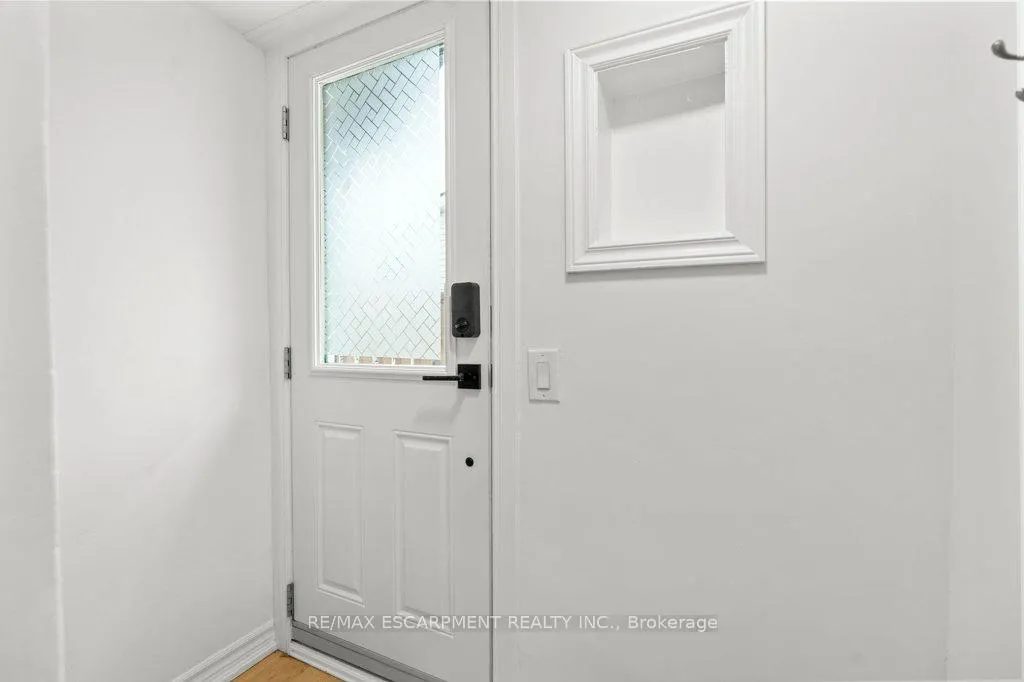 Photo 25 of 67 Mayflower Avenue, Hamilton, Crown Point — HOMEH