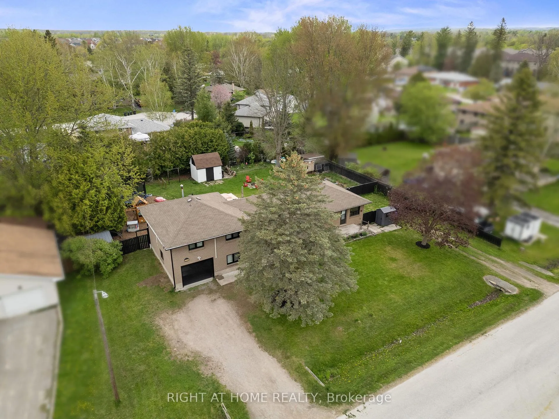 Photo 34 of 239 Cindy Lane, Essa, Angus — HOMEH